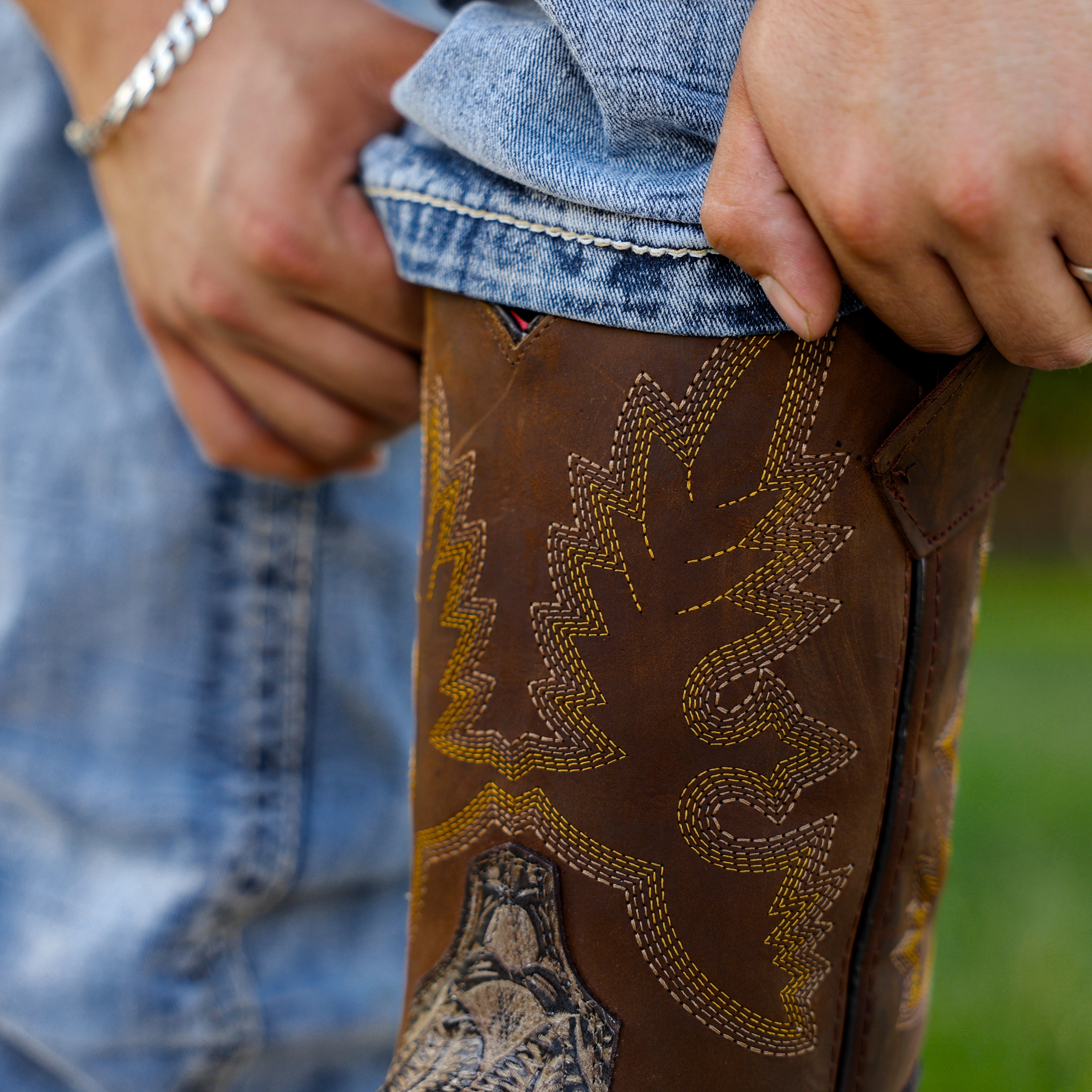 TBR Desert Hand-Tooled Leather Boots With 3D Lightweight Sole - Composite Toe