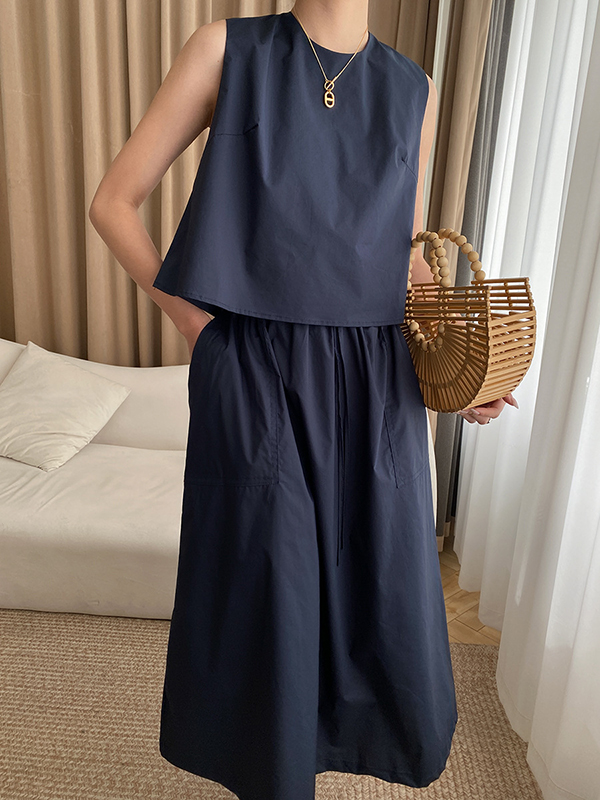 Solid Color Round-Neck Vest + High Waisted  Skirt Two Pieces Set