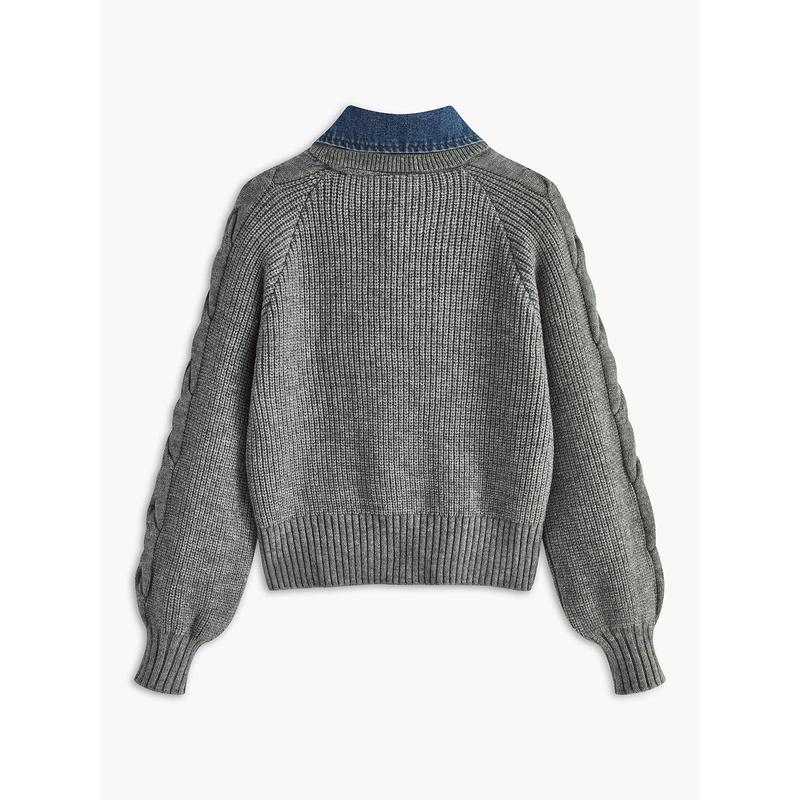 ❤️Valentine’s Day Special❤️Cable Knit Sweater with Denim Collar Detail (Relaxed Fit)