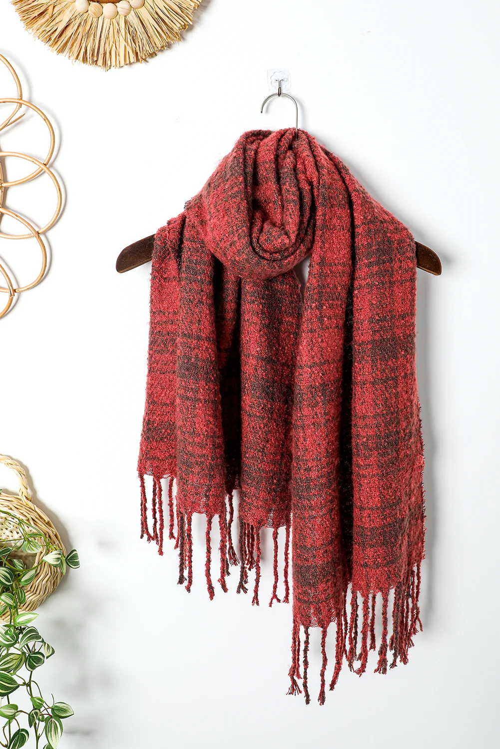 Red Dahlia Plaid Tassel Edge Warm Scarf