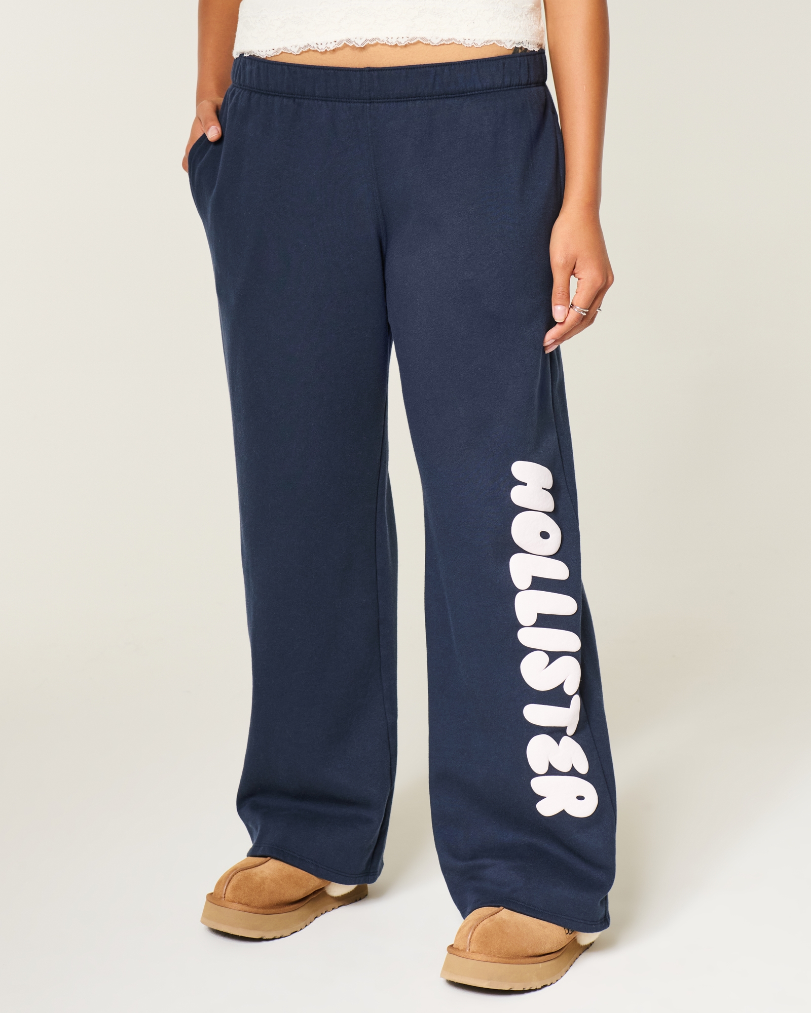 Logo Graphic Pink Camo Wide-Leg Sweatpants