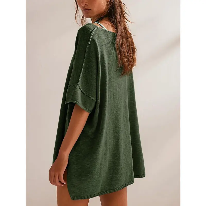 Women's Loose-Fit T-Shirt – Casual Summer Crew Neck Drop-Shoulder Short-Sleeve Top with Side-Slit Hem