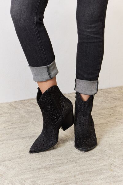 Star of the Show Rhinestone Ankle Cowboy Boots in Black