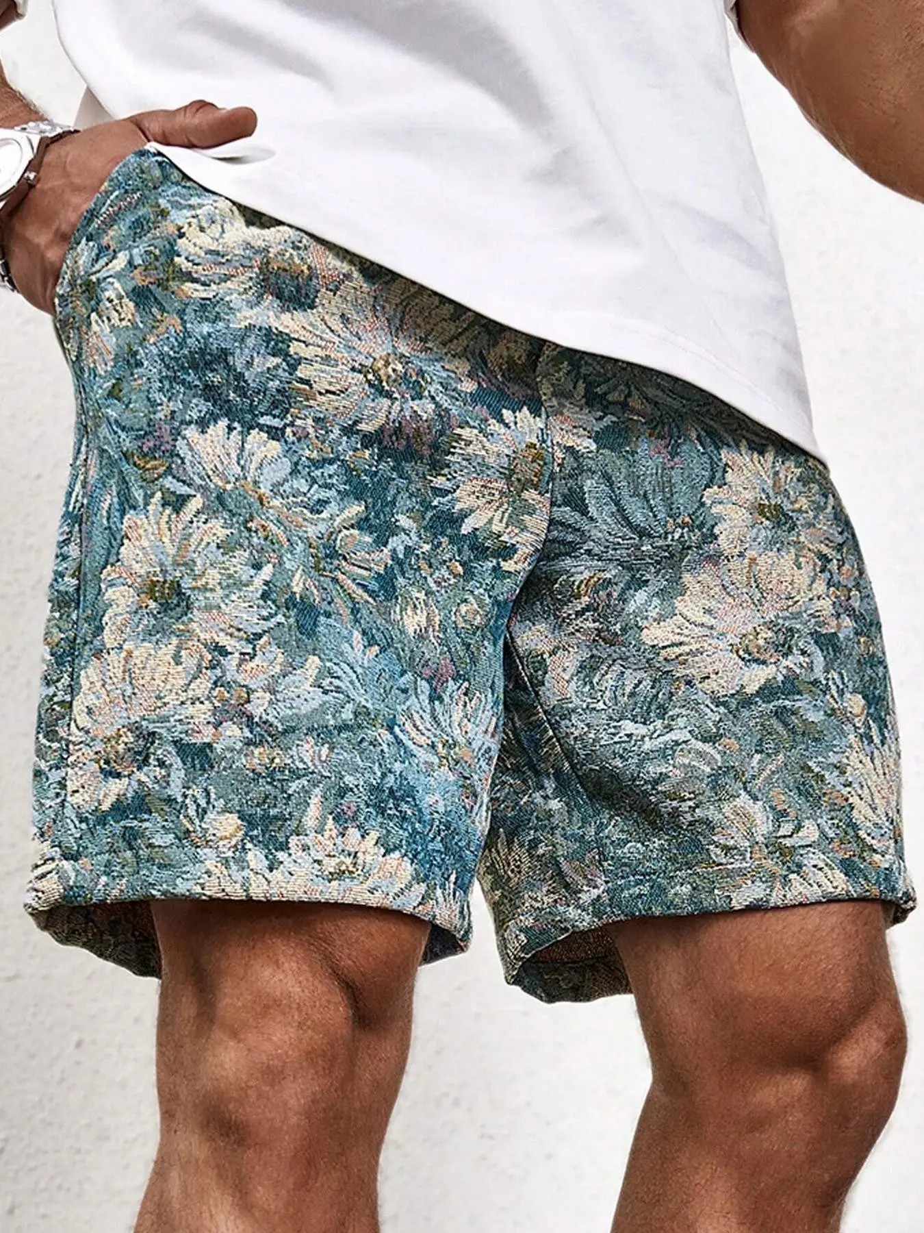 Men’s Retro Comic Print Shorts – Loose Fit Streetwear Summer Shorts