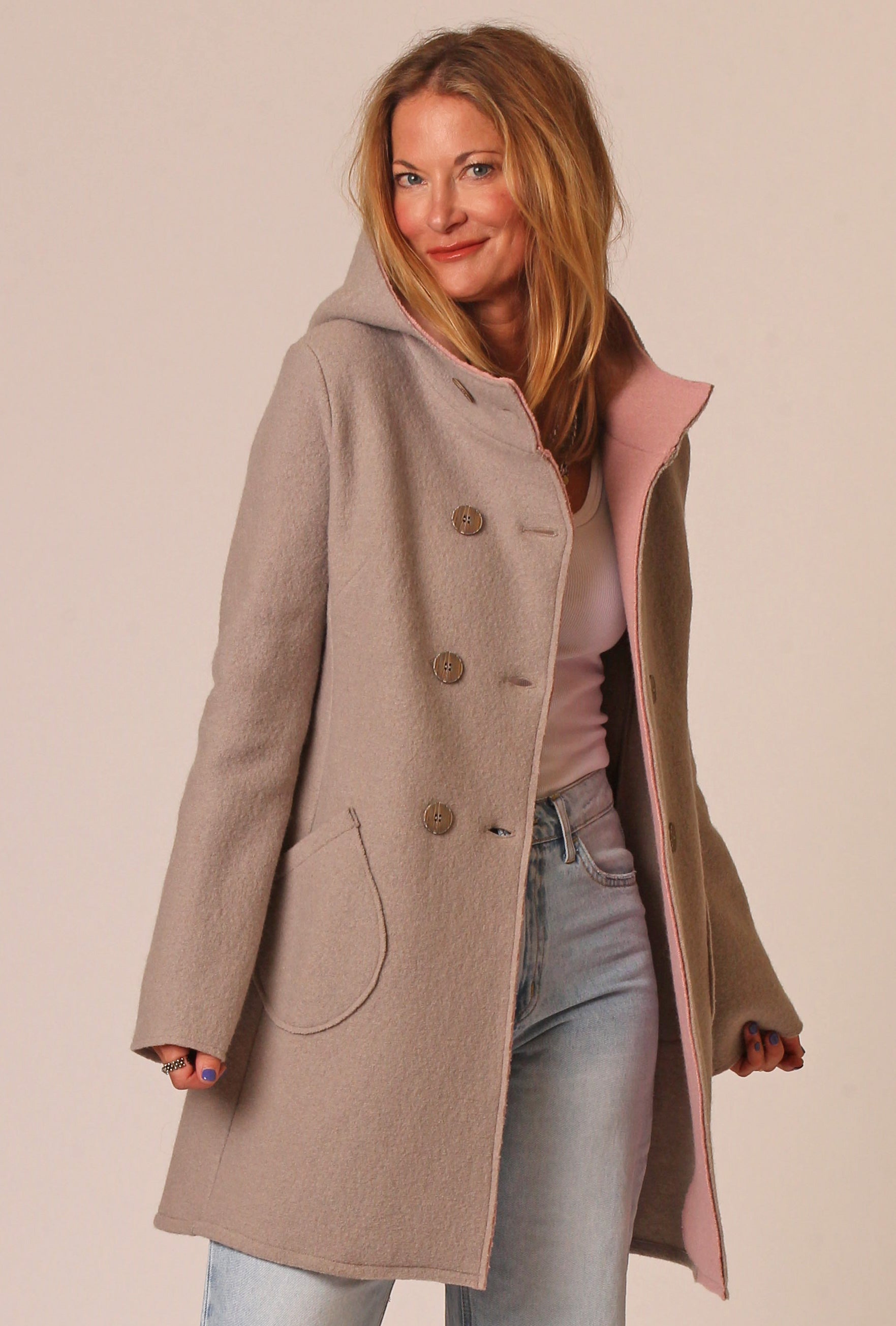 CONCRETE CAR COAT