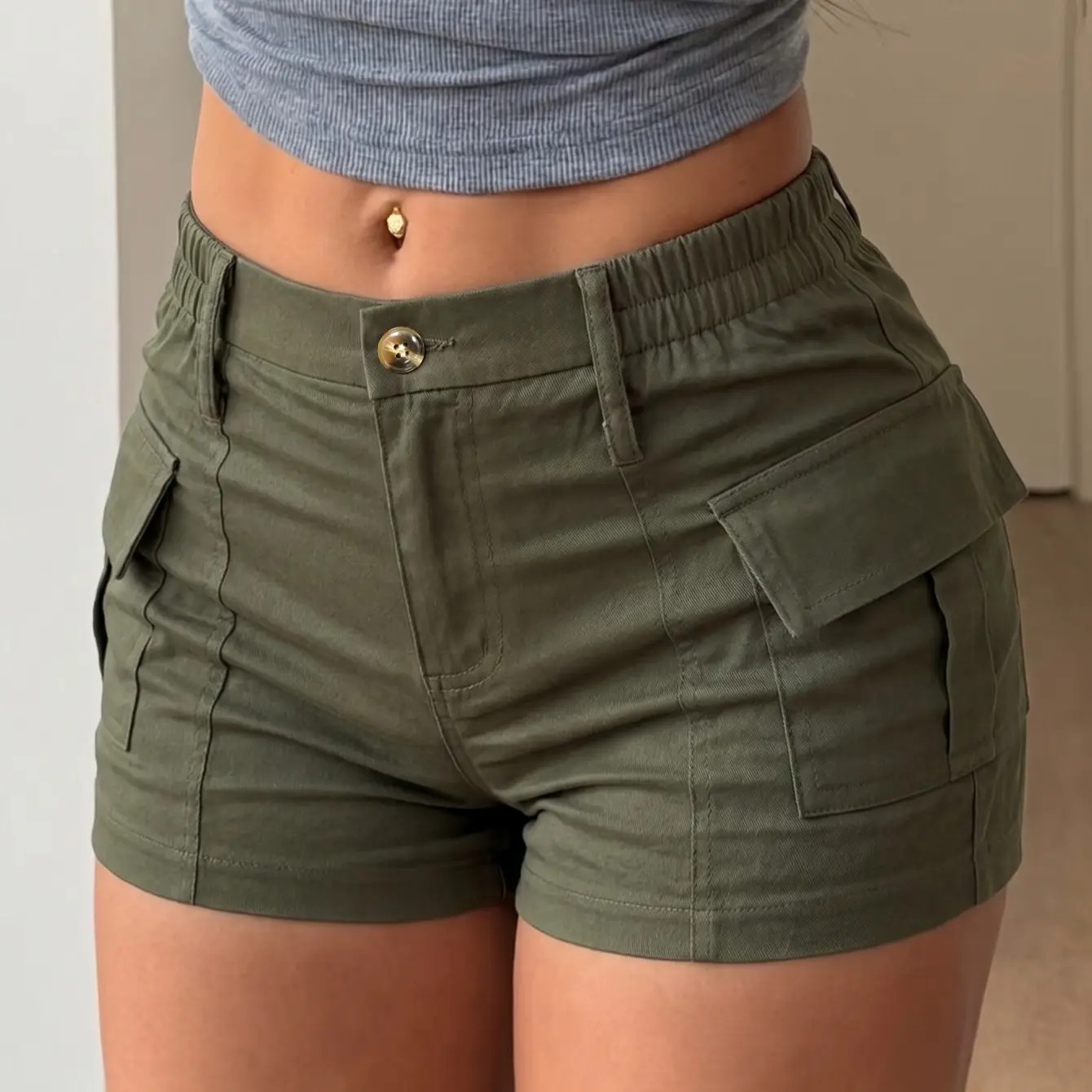 Women's Vintage Cargo Shorts with Pockets