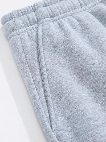 Men’s 3/4 Length Athletic Shorts – Casual Loose Fit Summer Activewear