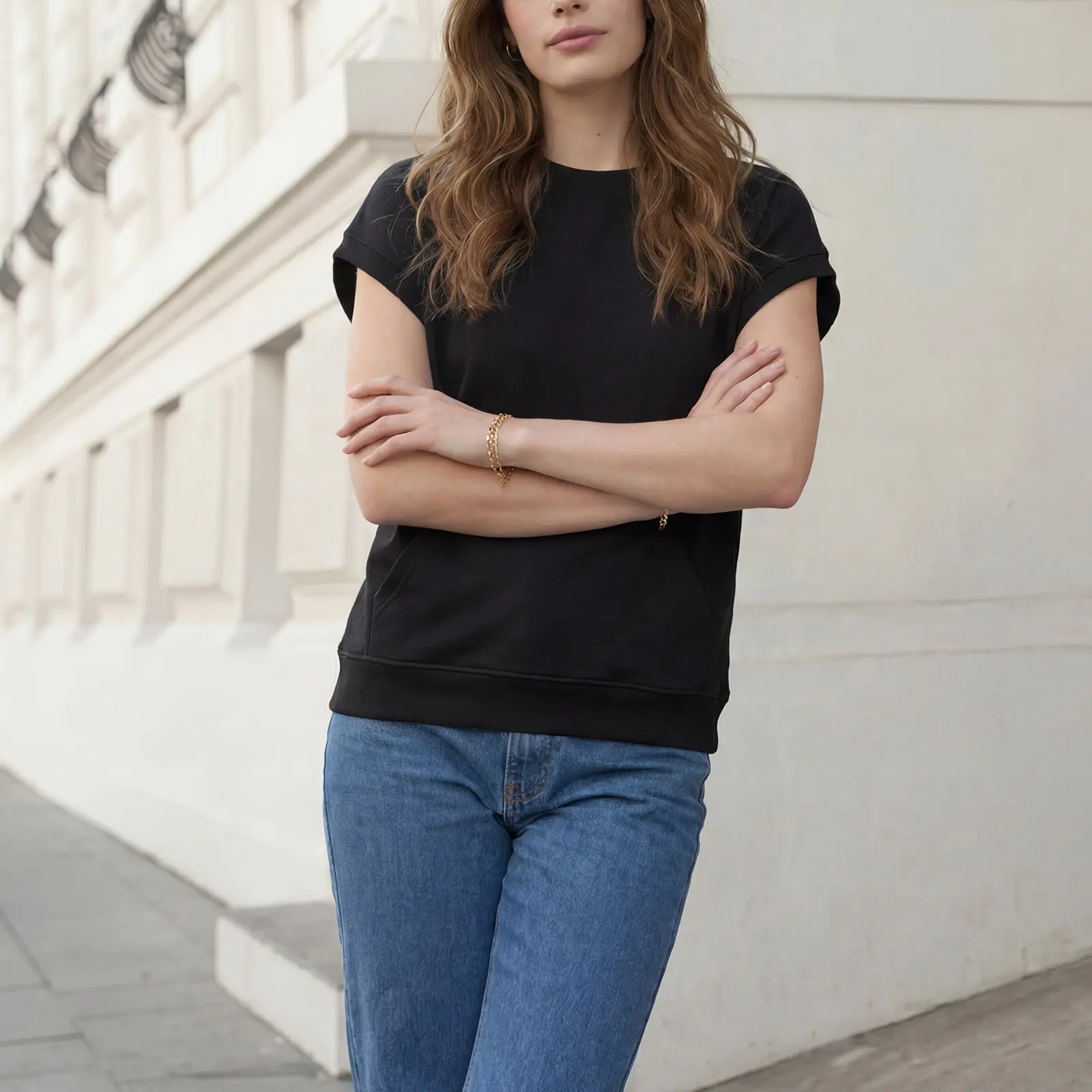 Women's Crew Neck Kangaroo Pocket Casual Pullover Tops