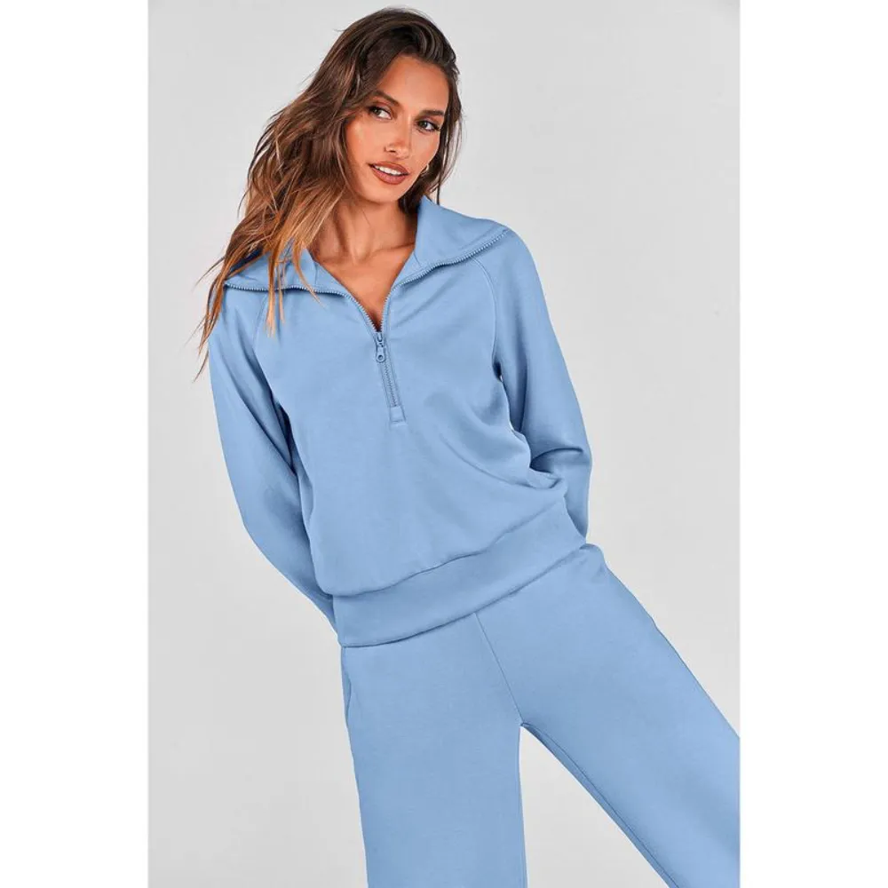Women's two-piece sportswear