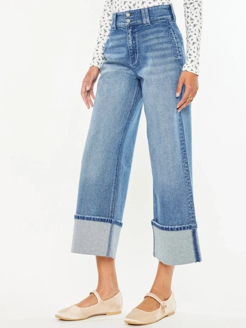 Roam Free 90s Jeans