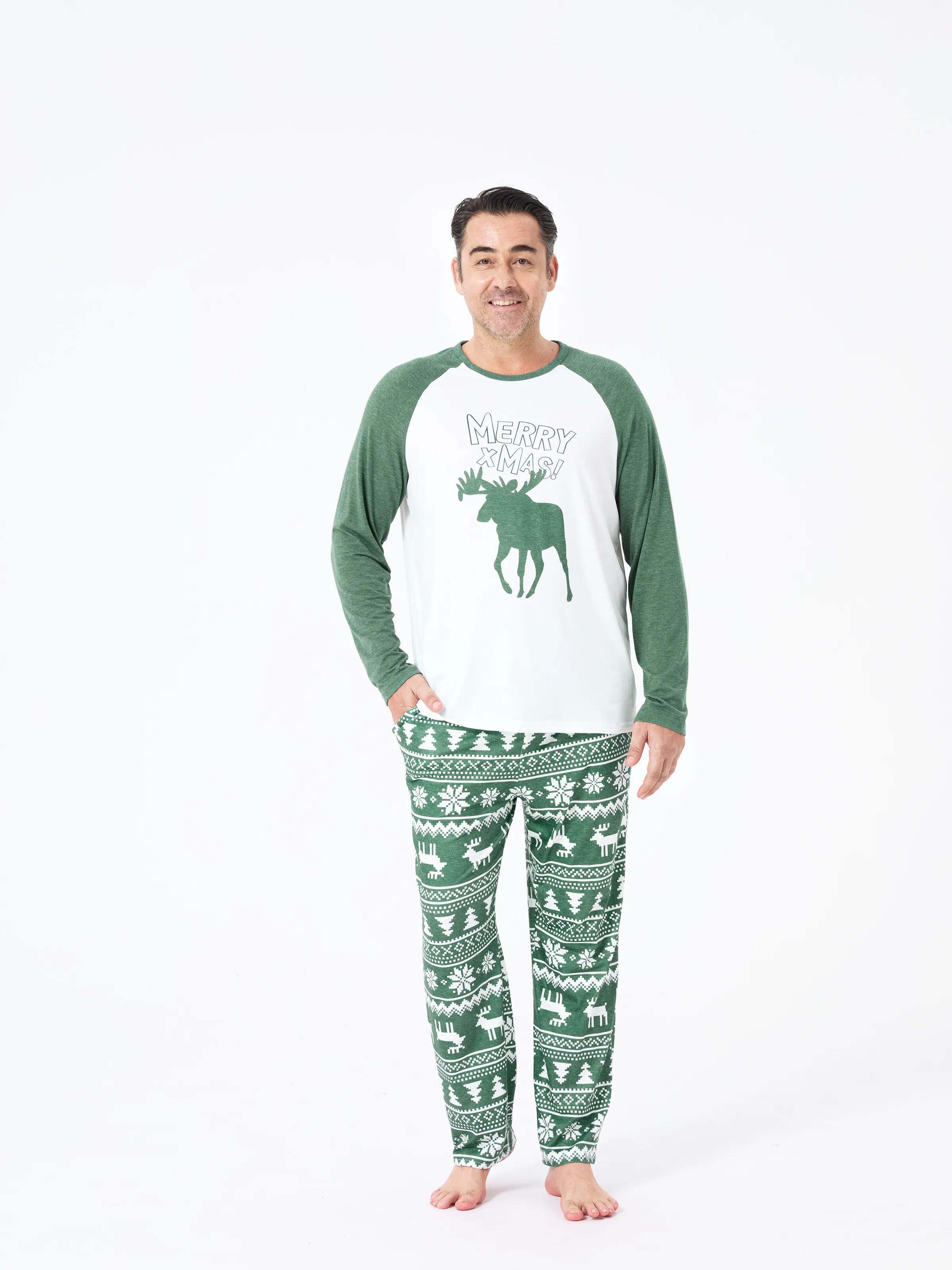 Christmas Matching Family Pajamas Set Reindeer and Snowflake Green Print PJS with Christmas Socks Dark Green