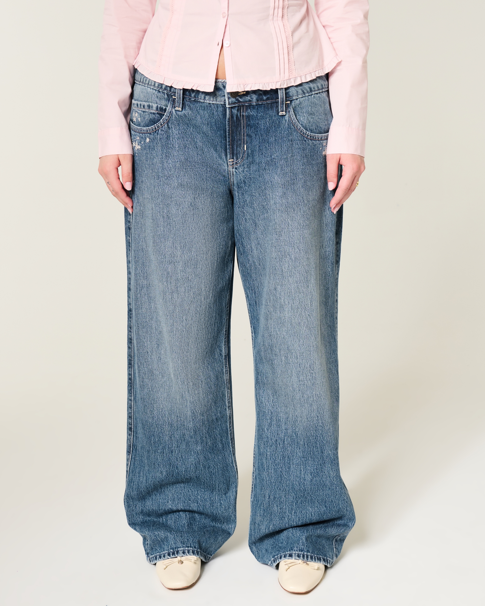Low-Rise Dark Wash Baggy Jeans
