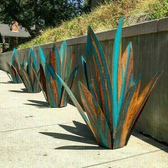 Anti rust Metal Tequila Agave Plant