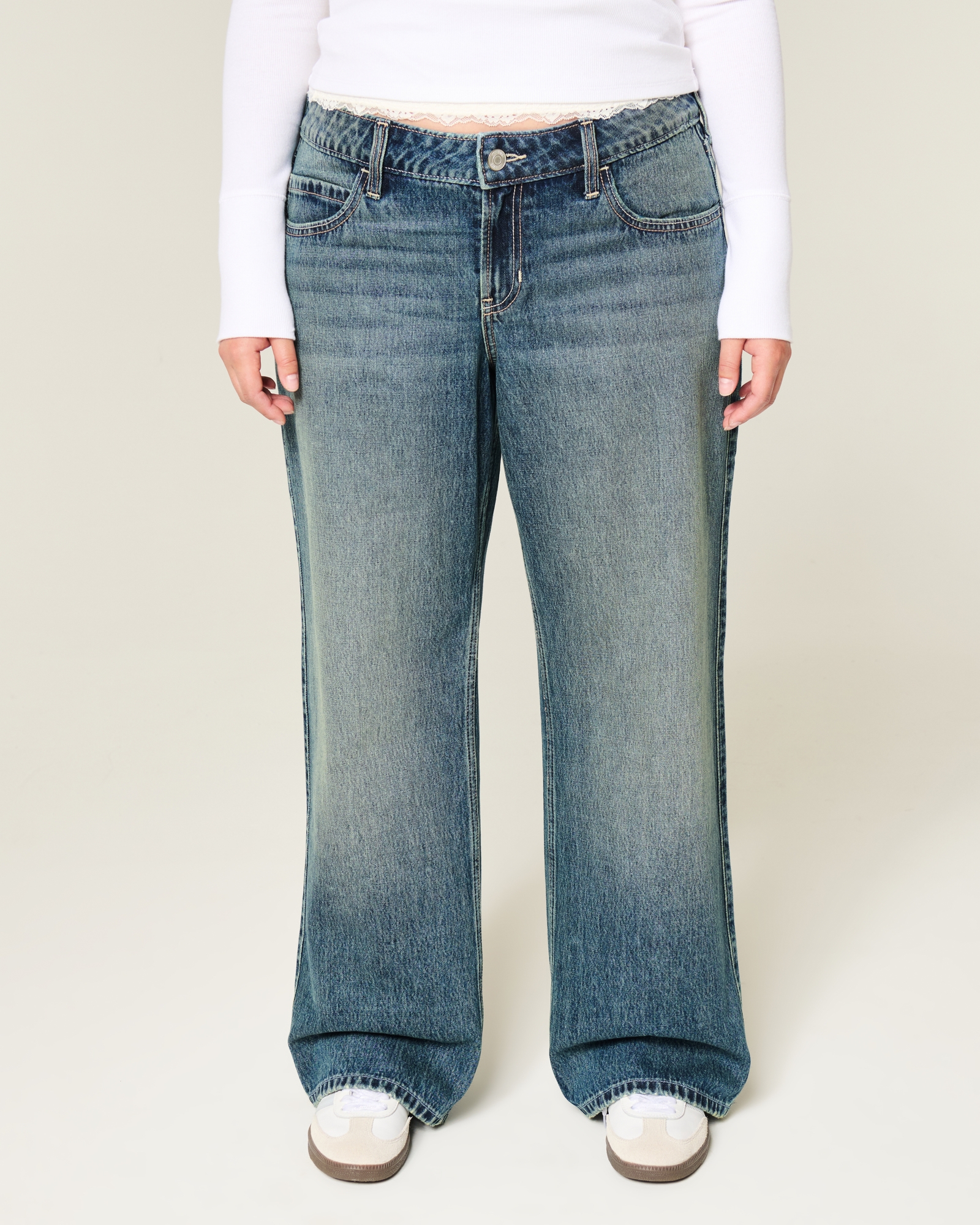 Low-Rise Dark Wash Baggy Jeans