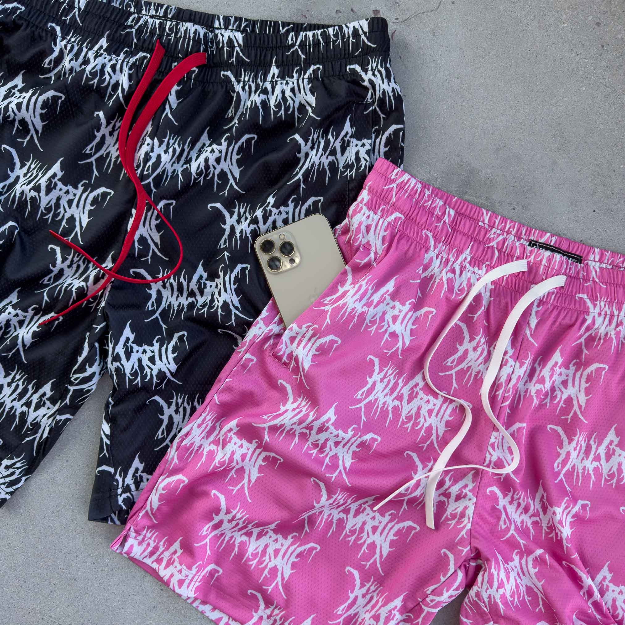 RELAXED CUT SHORTS ALL OVER - PINK / WHITE