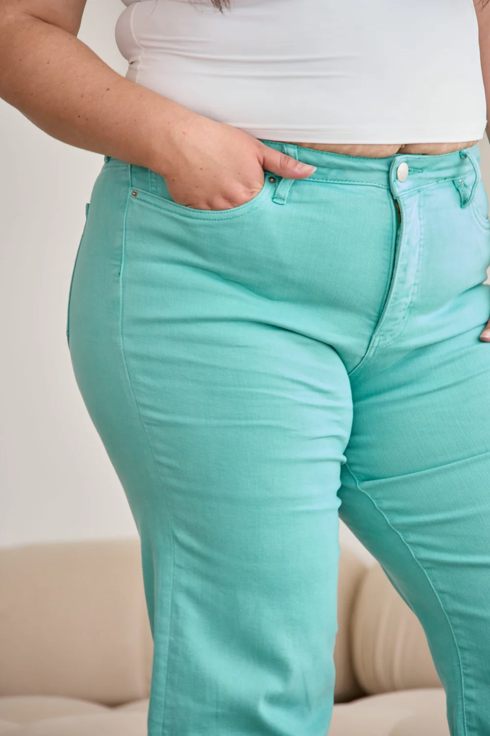 Crop Chloe Full Size Tummy Control High Waist Raw Hem Jeans