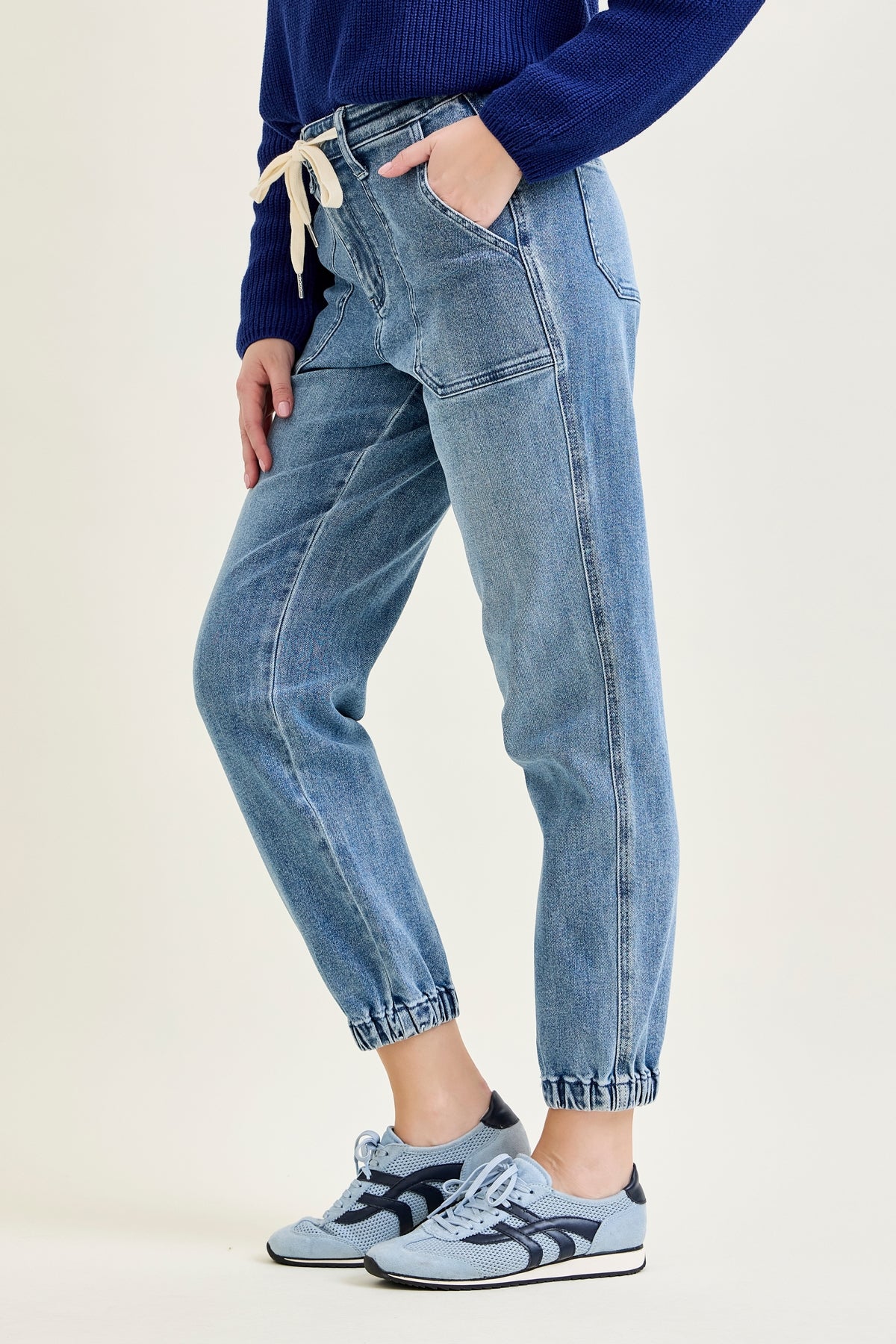 Elena Joggers