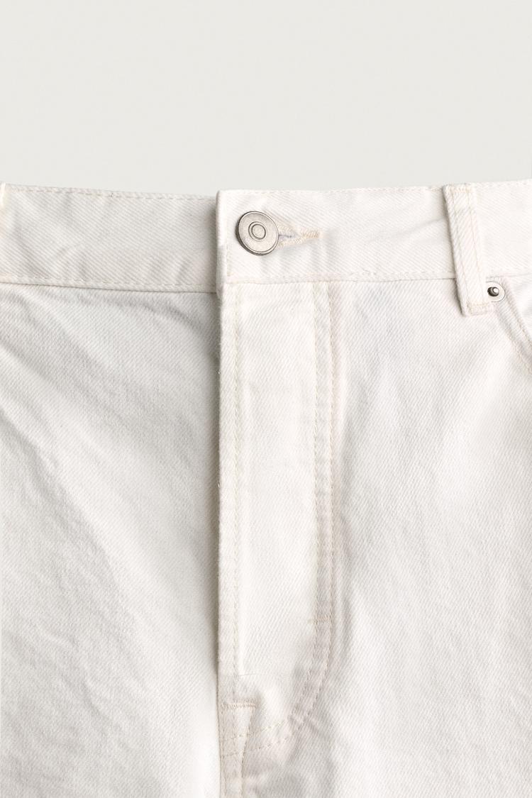 Classic Vintage-Washed Straight Fit Denim Jeans