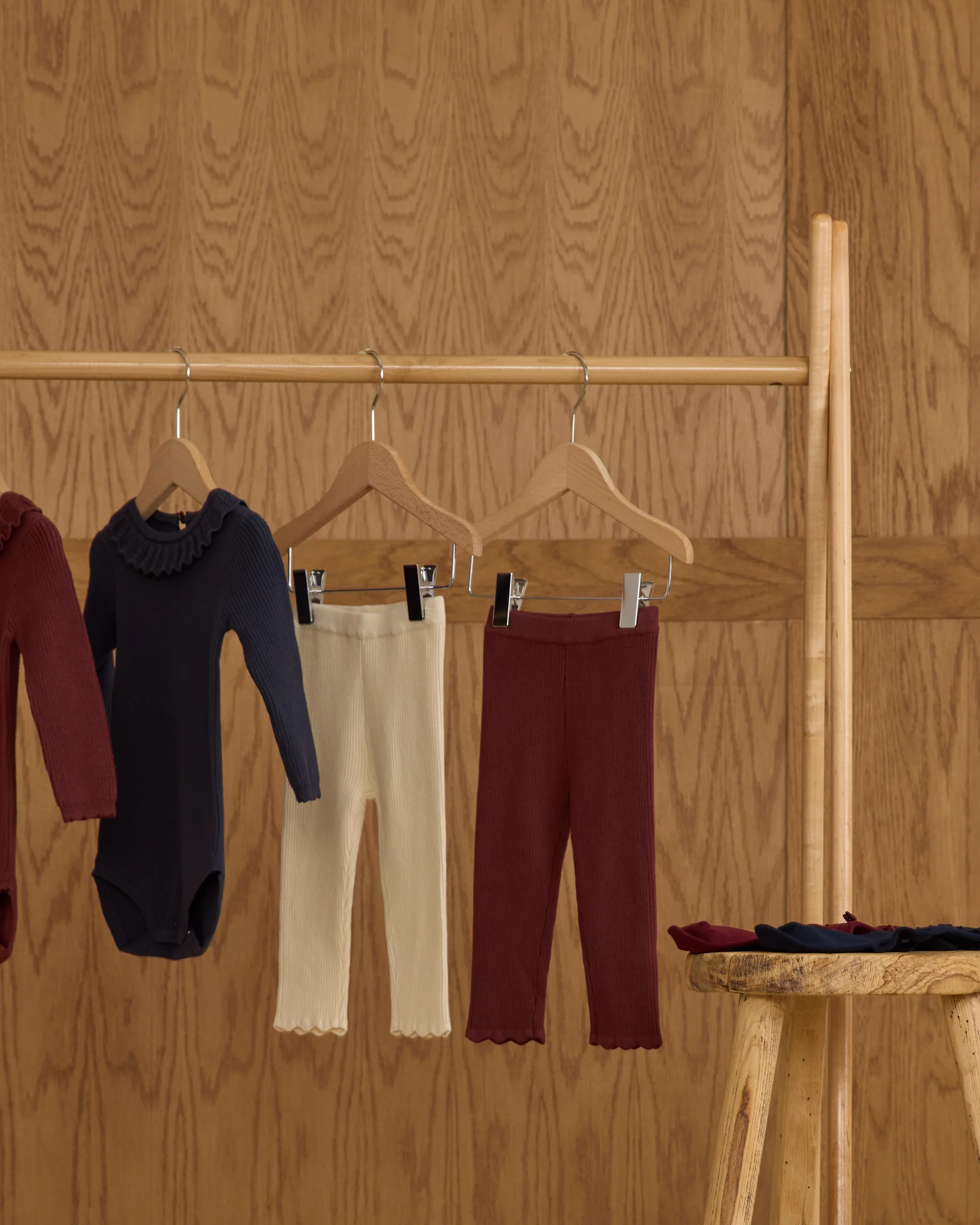 Ruffle Collar Bodysuit || Burgundy