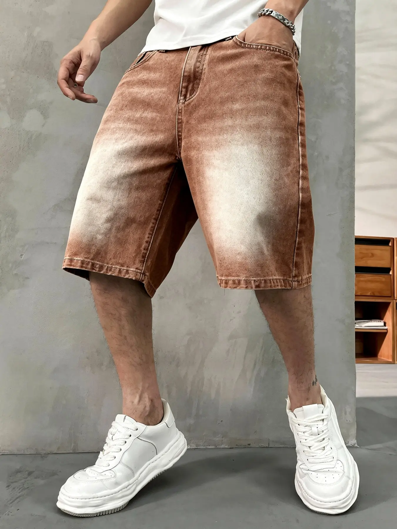 Men's washed retro color denim shorts