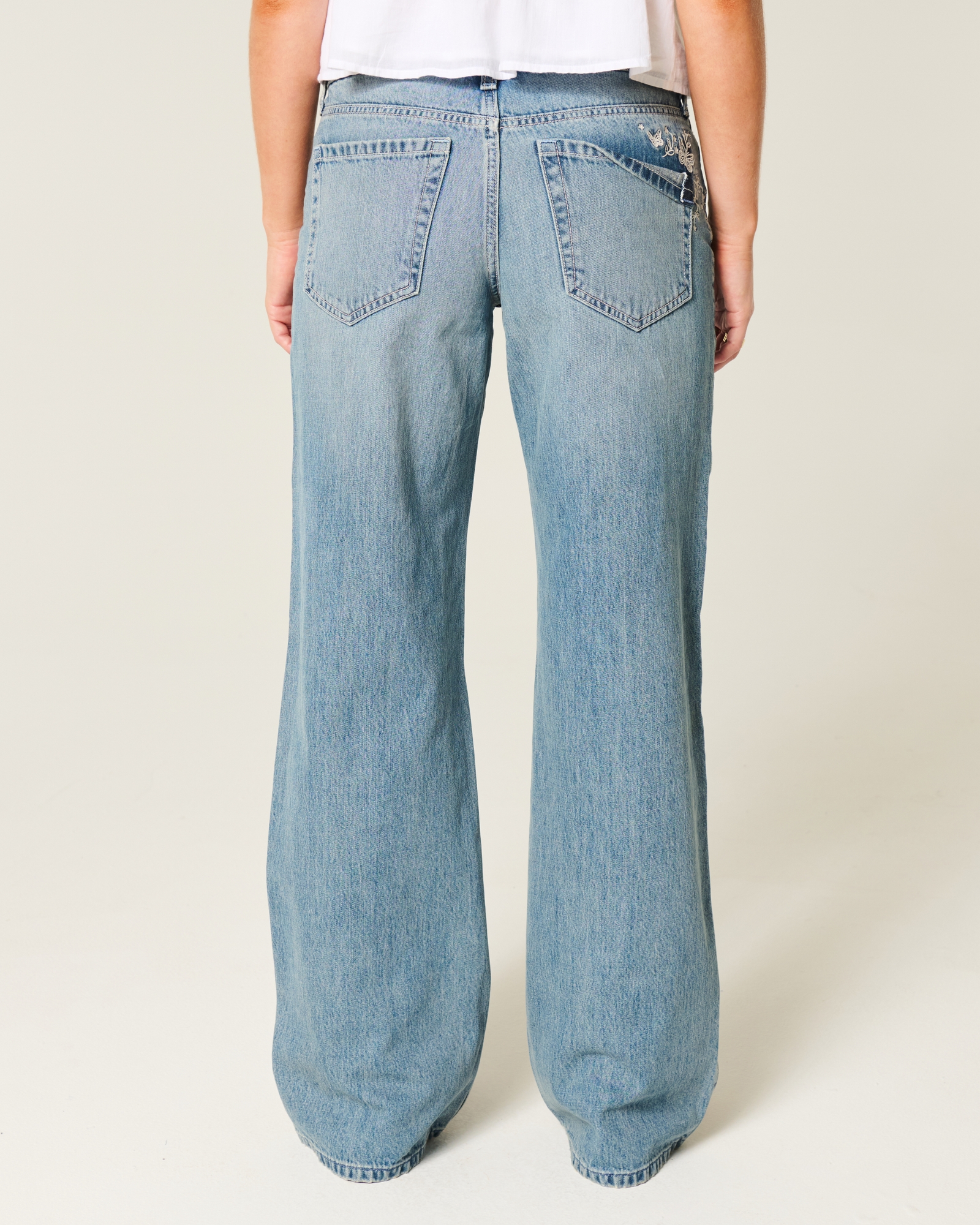 Low-Rise Dark Wash Baggy Jeans