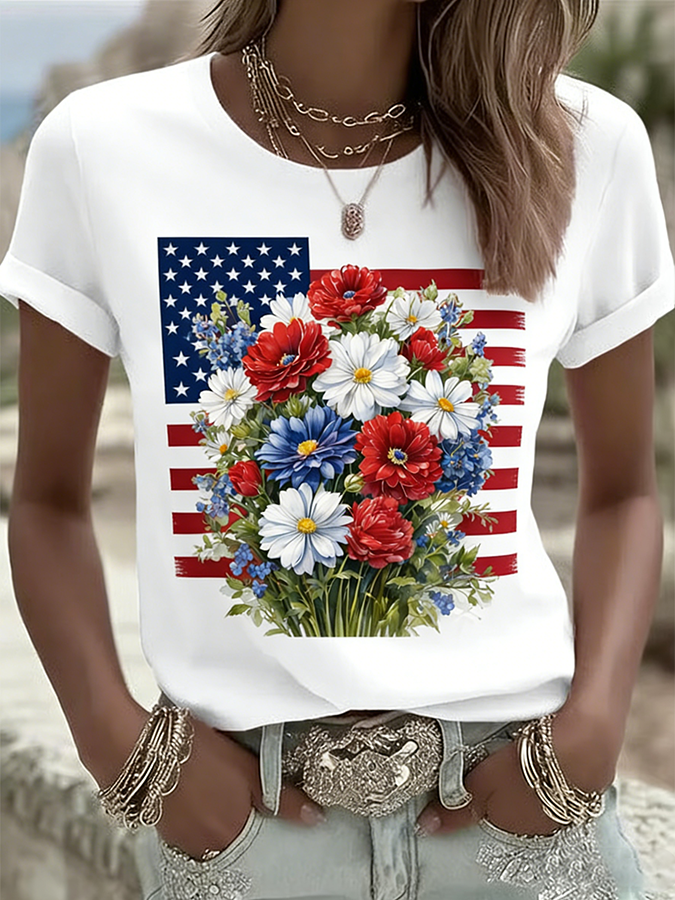 Ladies' Casual American Flag Printed Round Neck Short Sleeved T-Shirt