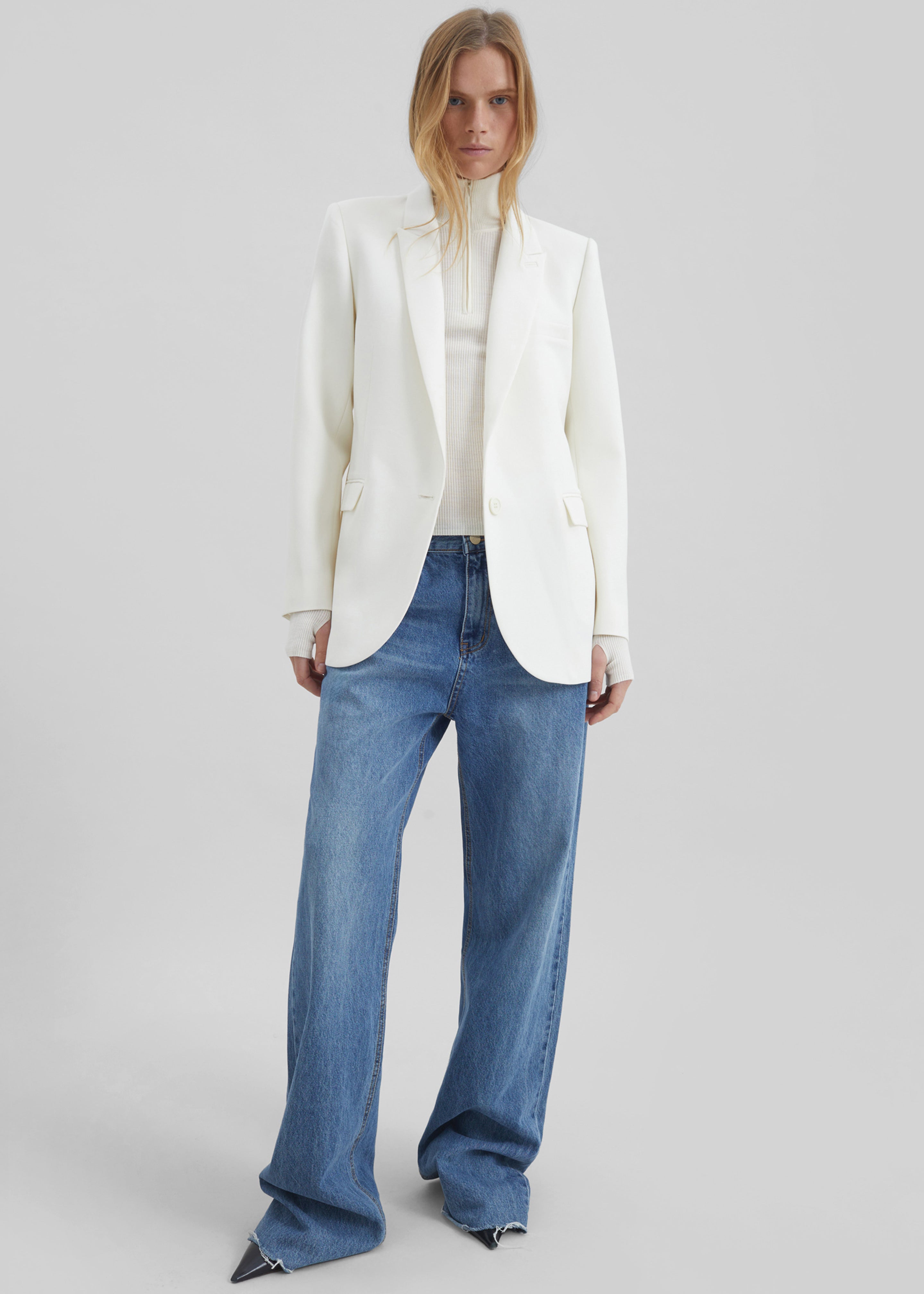 Amelia Tailored Blazer - White