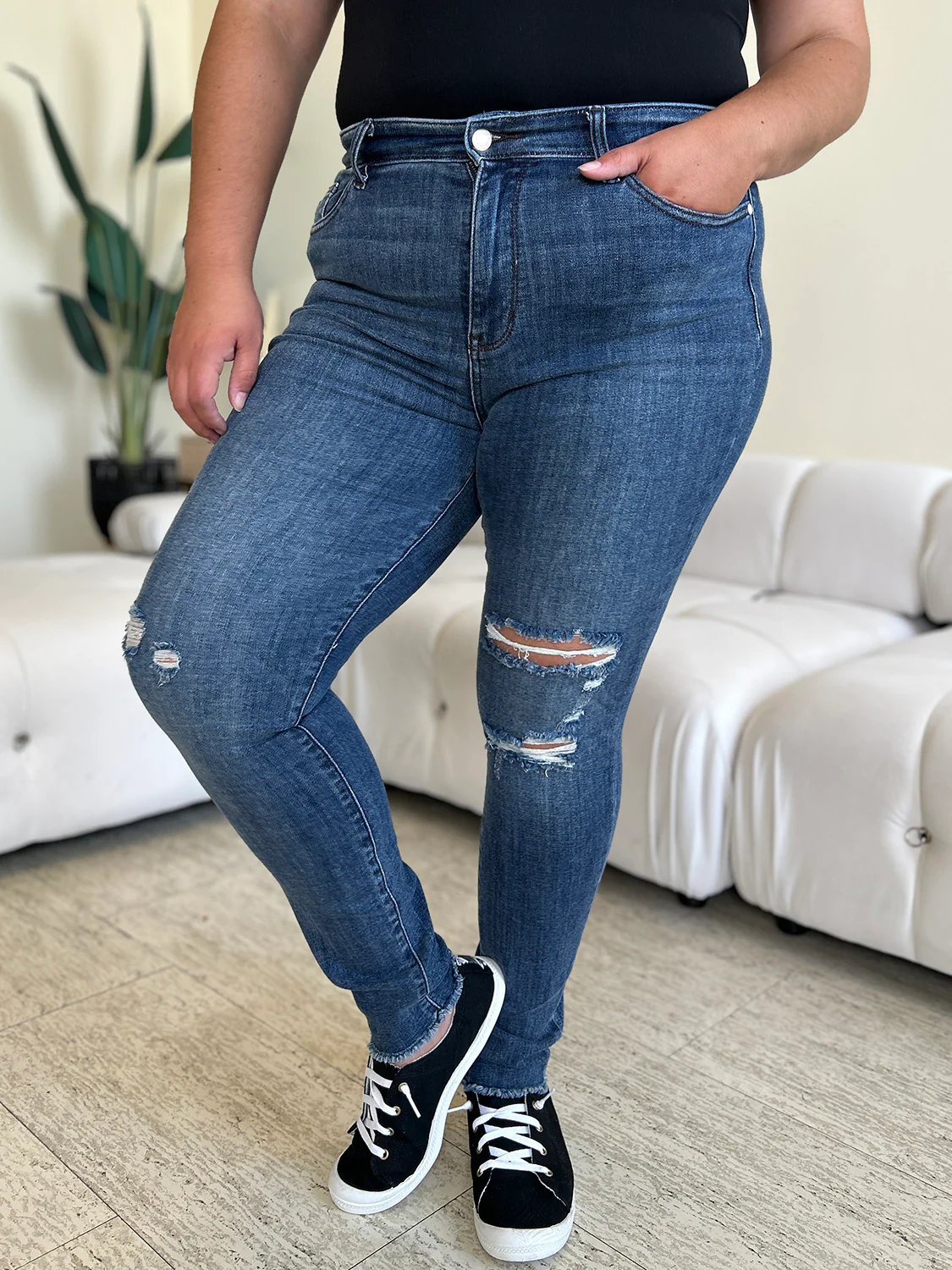 Blue Full Size  High Waist Distressed Skinny Jeans
