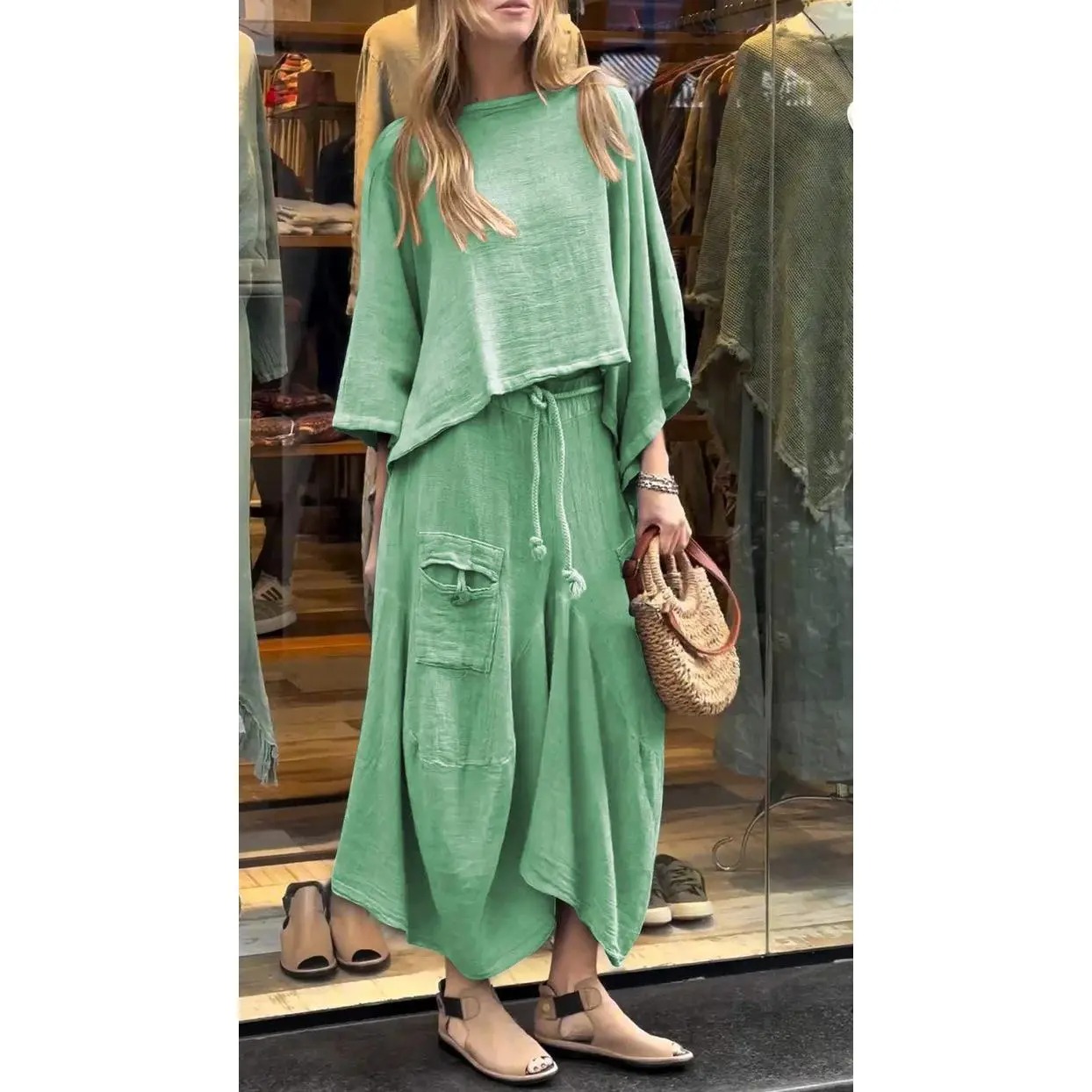 Women’s 2-Piece Loose Vintage-Style Batwing Sleeve Skirt Set