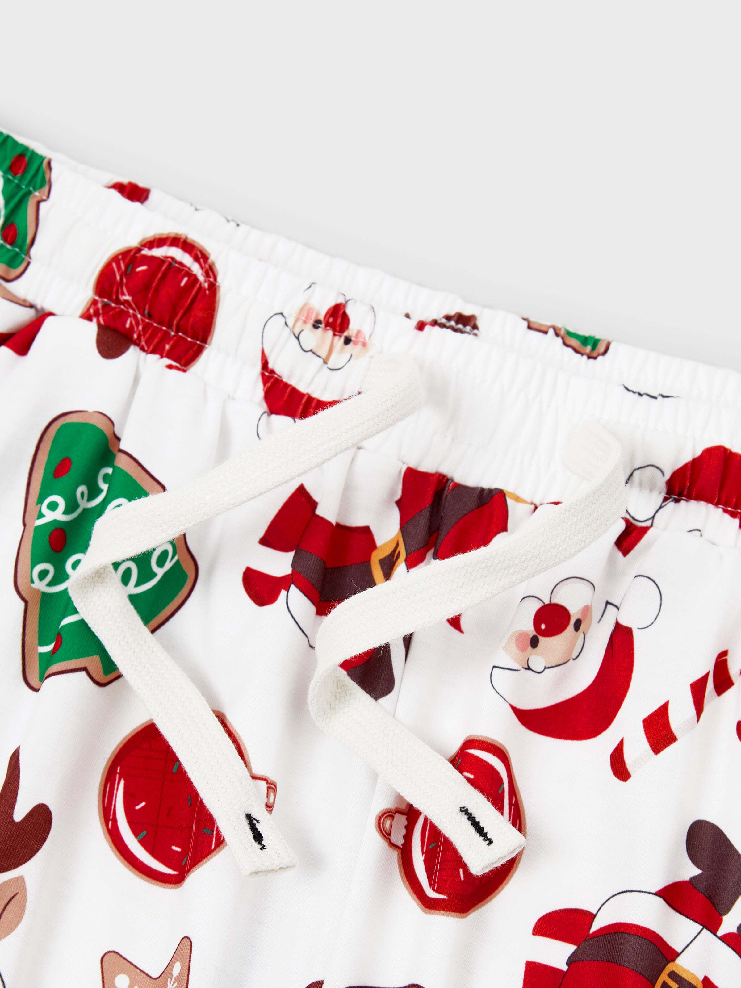 Christmas Matching Family Pajamas Set Glow In The Dark Santa Claus Christmas-themed Print PJS with Christmas Socks Color block