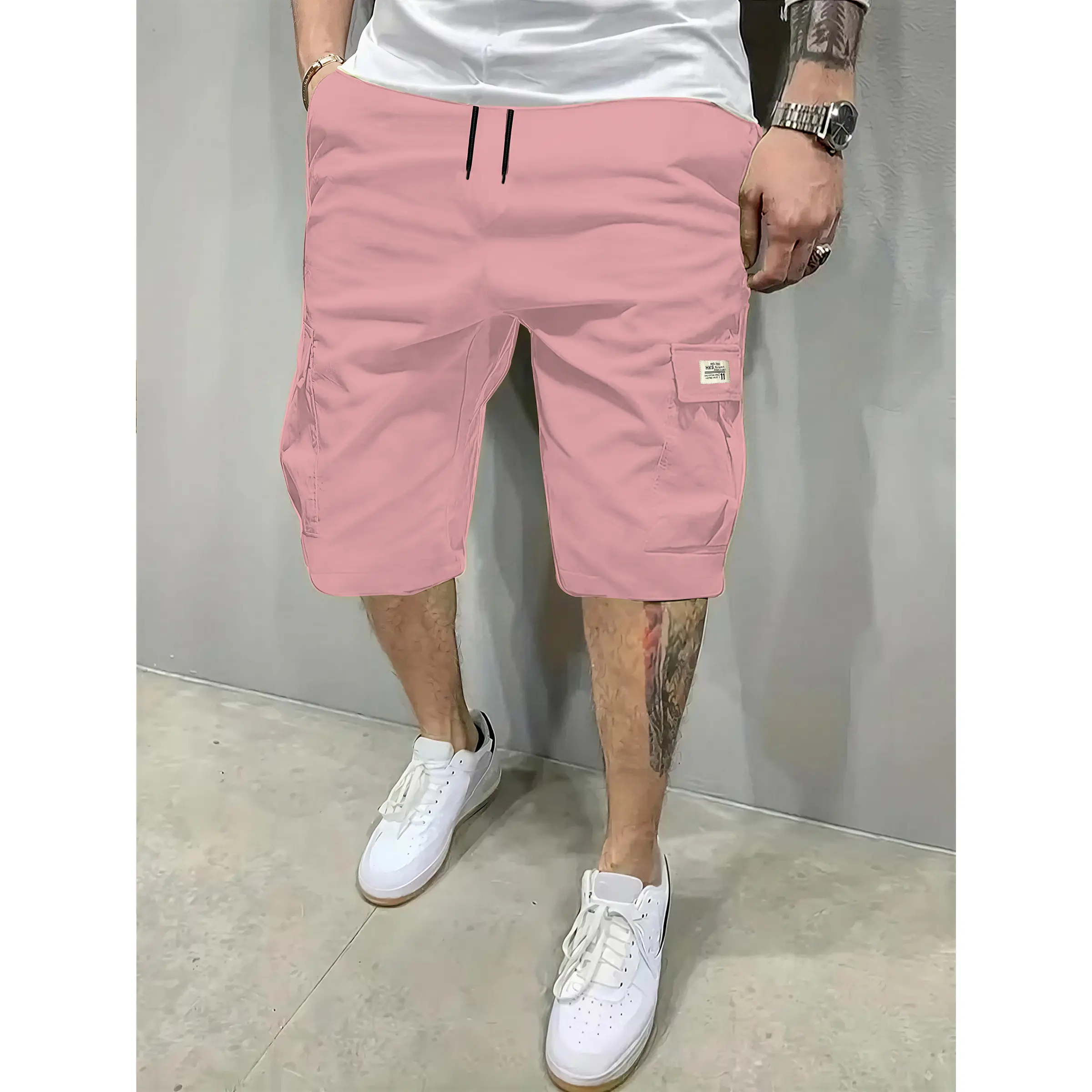 Men's Slim-Fit Shorts — Lightweight & Breathable, Multi-Pocket Design with Slanted Entry
