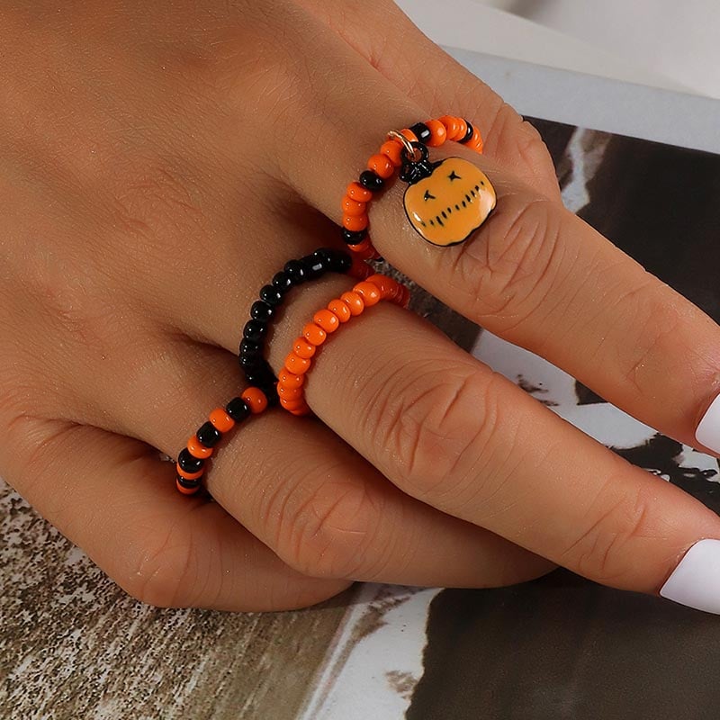 Fashionable And Creative Elastic Rice Bead Pumpkin Pendant Design Ring