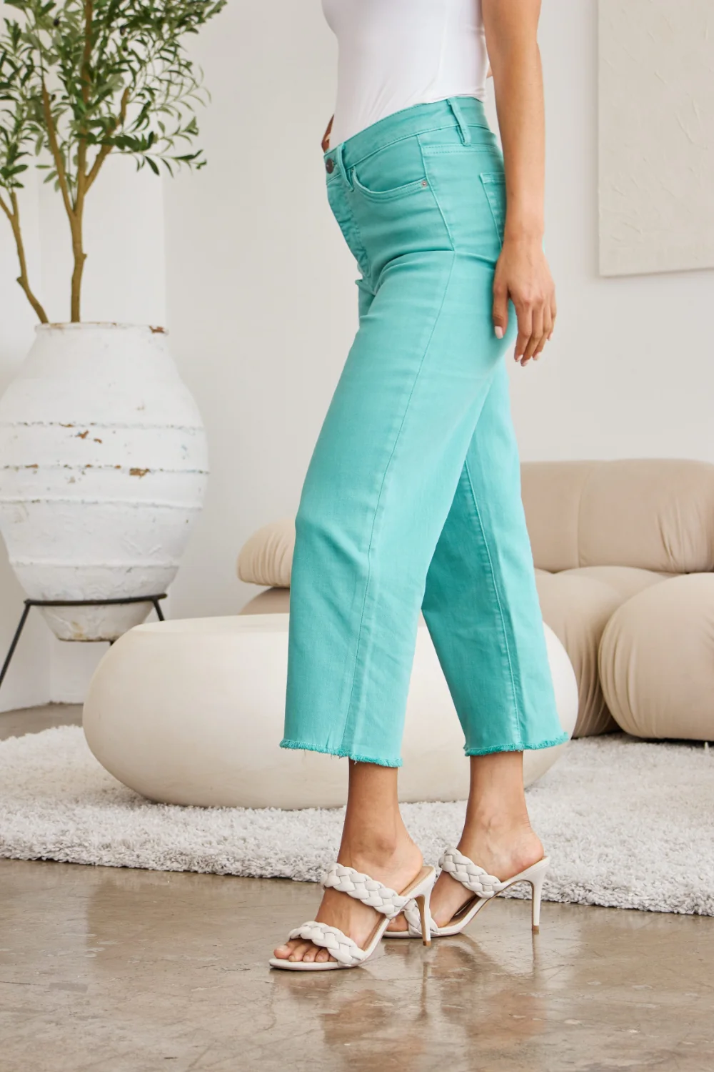 Crop Chloe Full Size Tummy Control High Waist Raw Hem Jeans