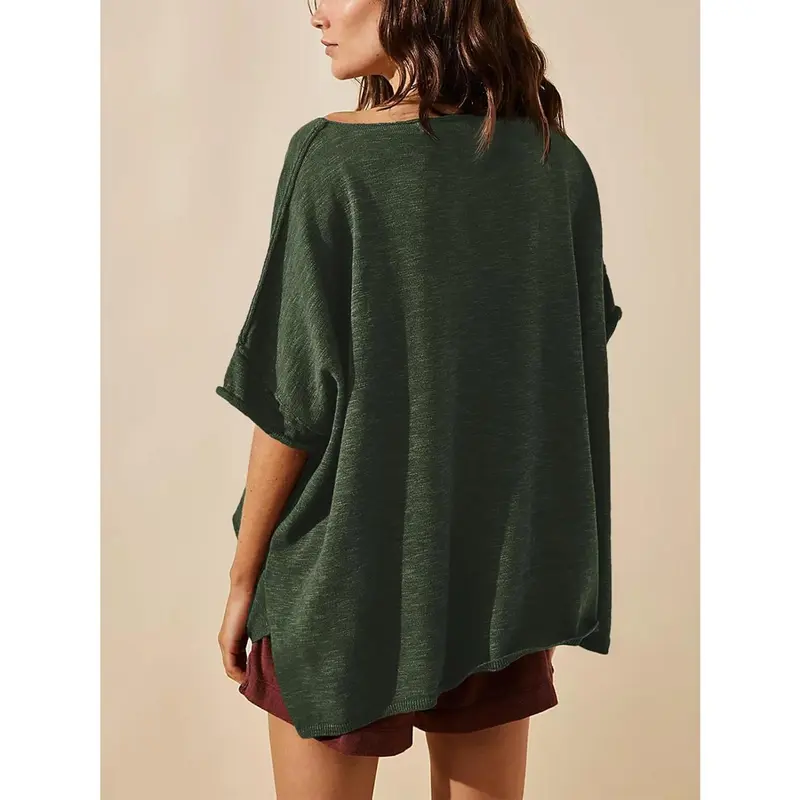 Women's Loose-Fit T-Shirt – Casual Summer Crew Neck Drop-Shoulder Short-Sleeve Top with Side-Slit Hem