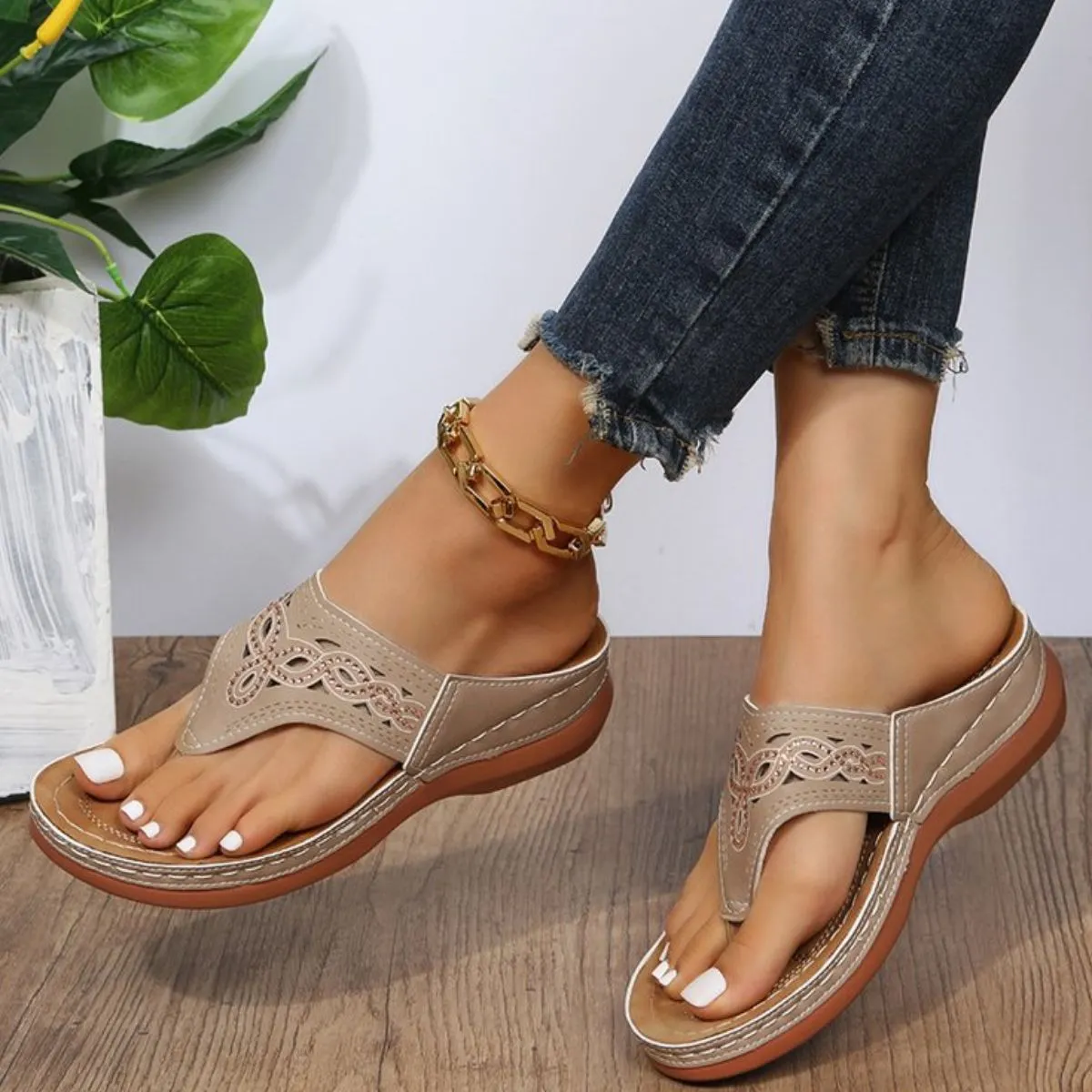Toe Post Platform Sandals (multiple color options)
