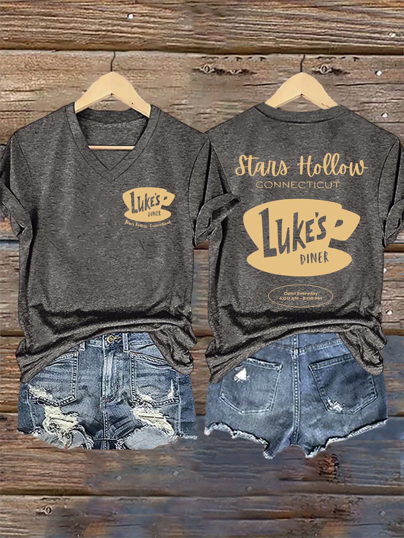 🔥HOT SALE🔥V-Neck Retro Fall Luke’s Diner Stars Hollow, Connecticut Stars Hollow Connecticut Luke’s Diner Open Everyday 6:00 Am – 8:00 Pm Print T-Shirt