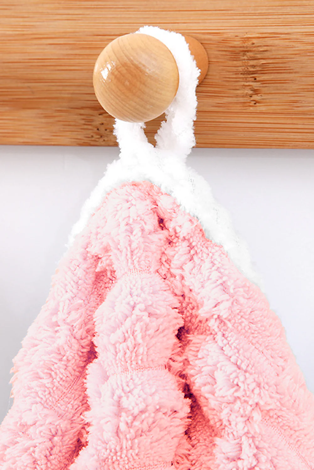 Peach Blossom Checkered Textured Thick Soft Bath Towel