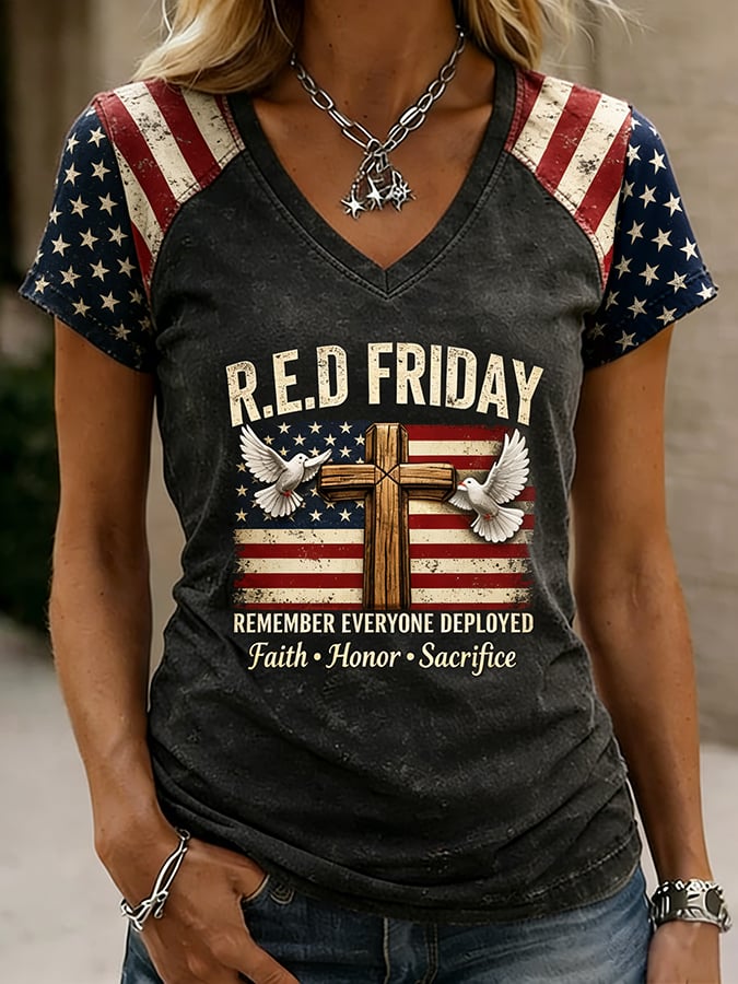 Women's Red Friday Art Print Casual T-shirt