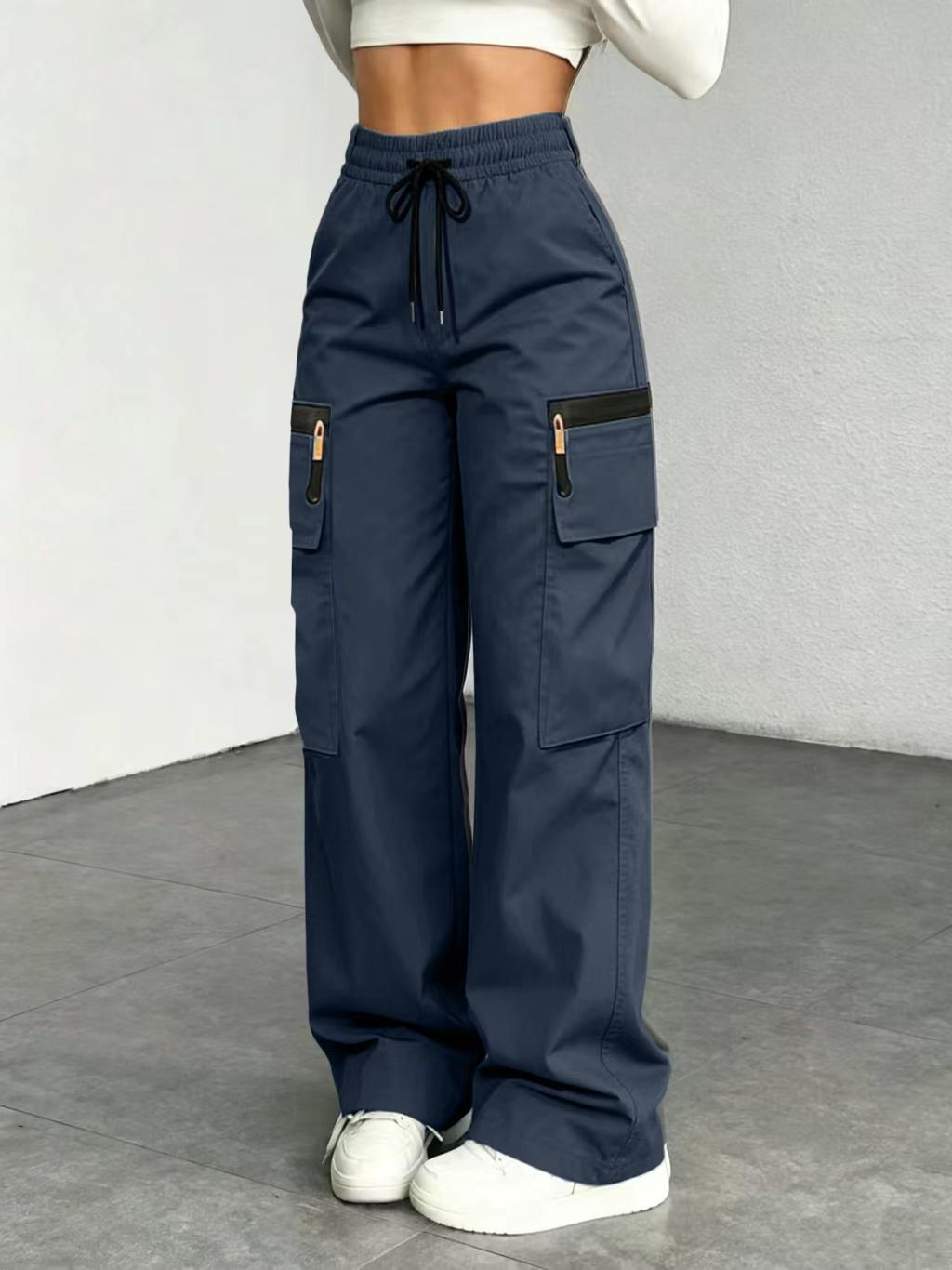 Women's lightweight loose-fitting cargo pants
