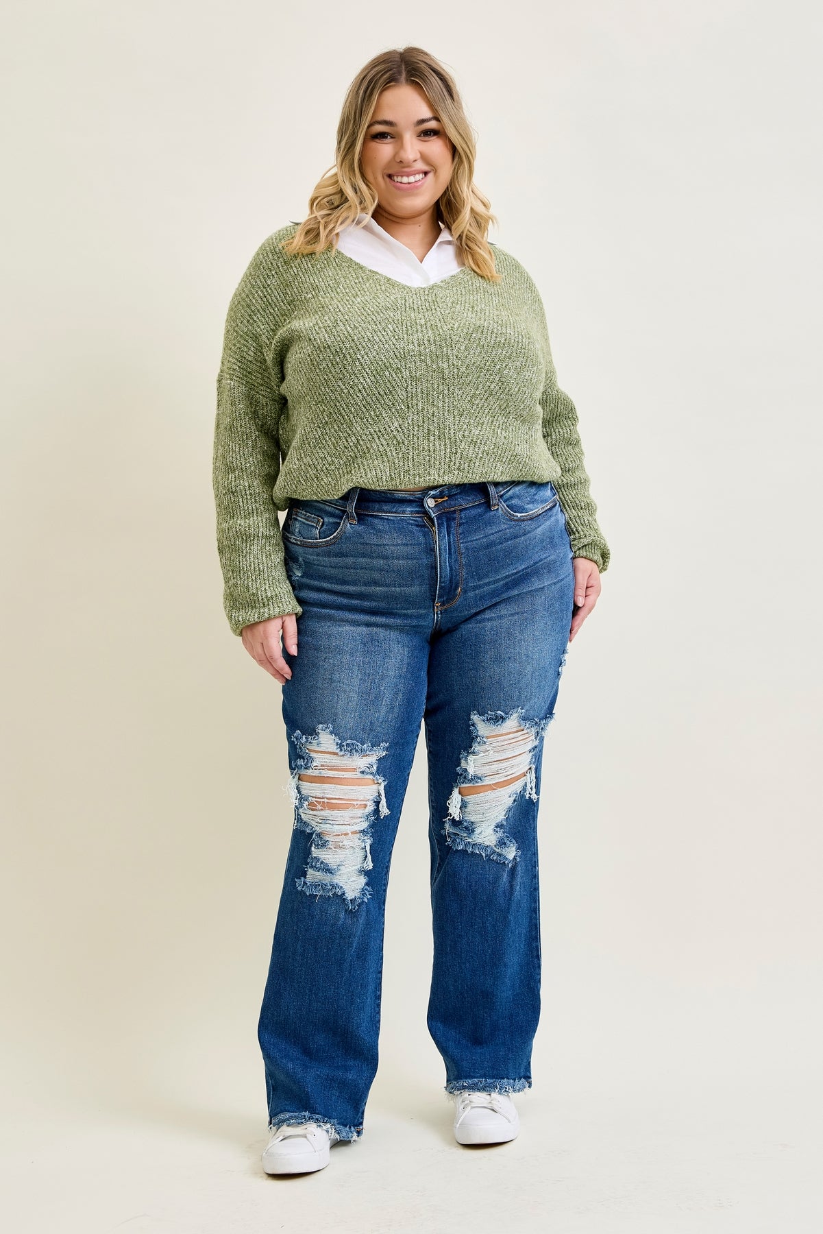 Brett Distressed Dad Jeans - PLUS