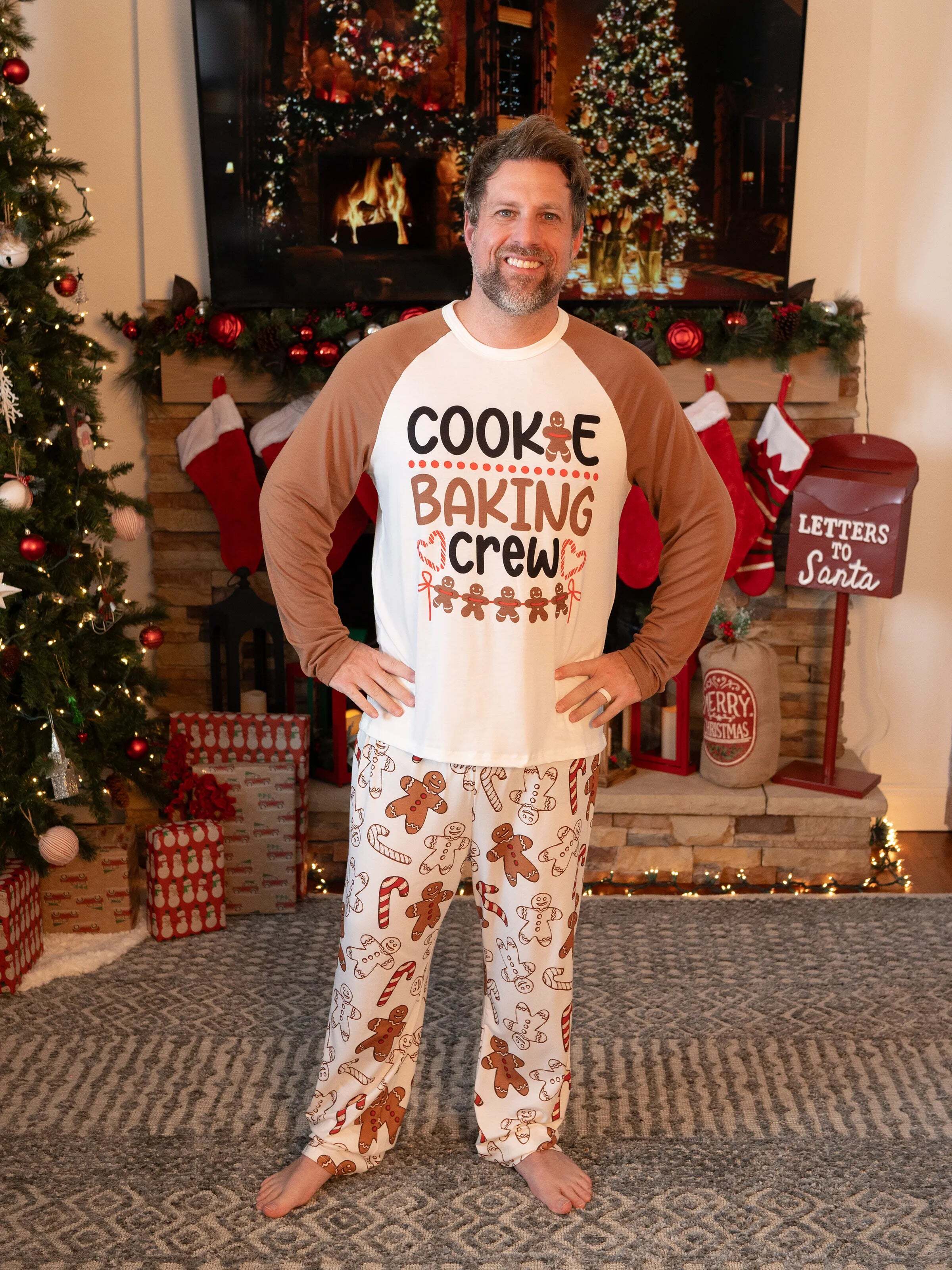 Christmas Family Matching Letter and Gingerbread Man Print Long-sleeve Pajamas Sets with Christmas Socks Khaki