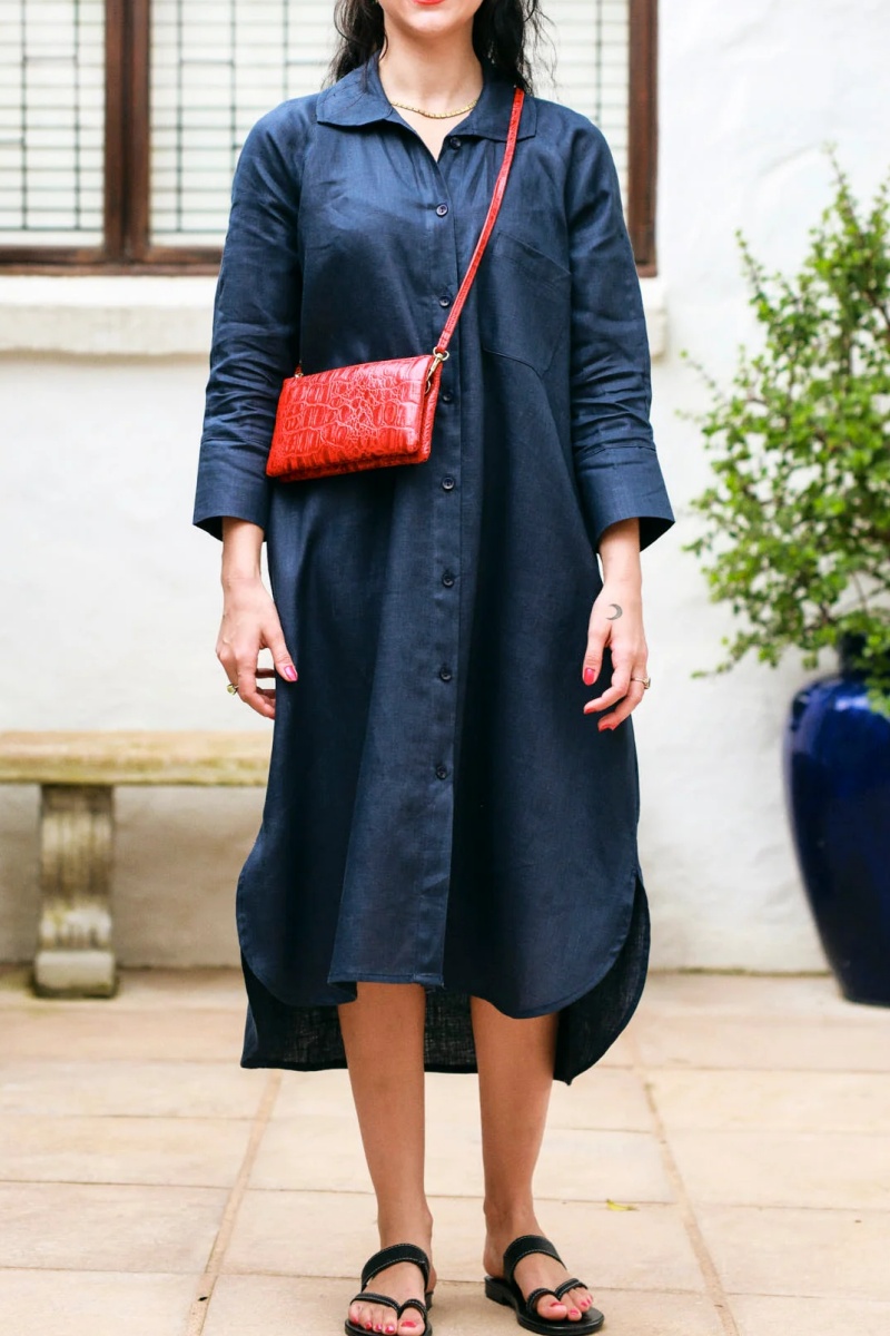 Women's Elegant A-Line Dress with Three-Quarter Sleeves & Practical Pockets