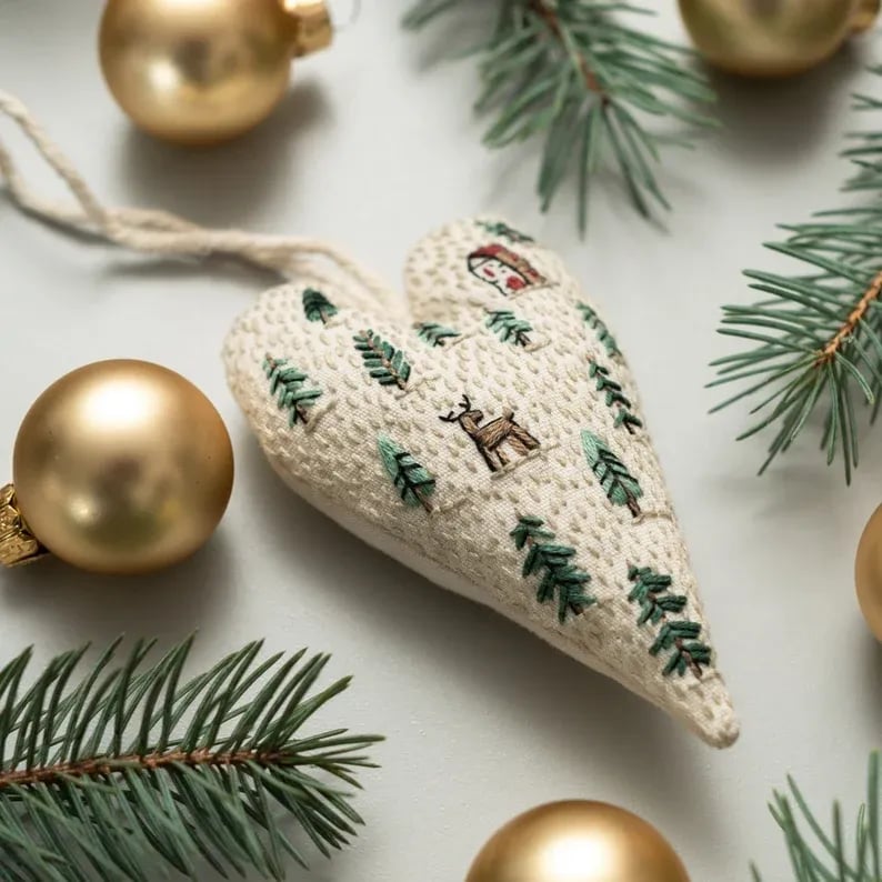 DIY Heart Shaped Hand Embroidered Christmas DIY material kit