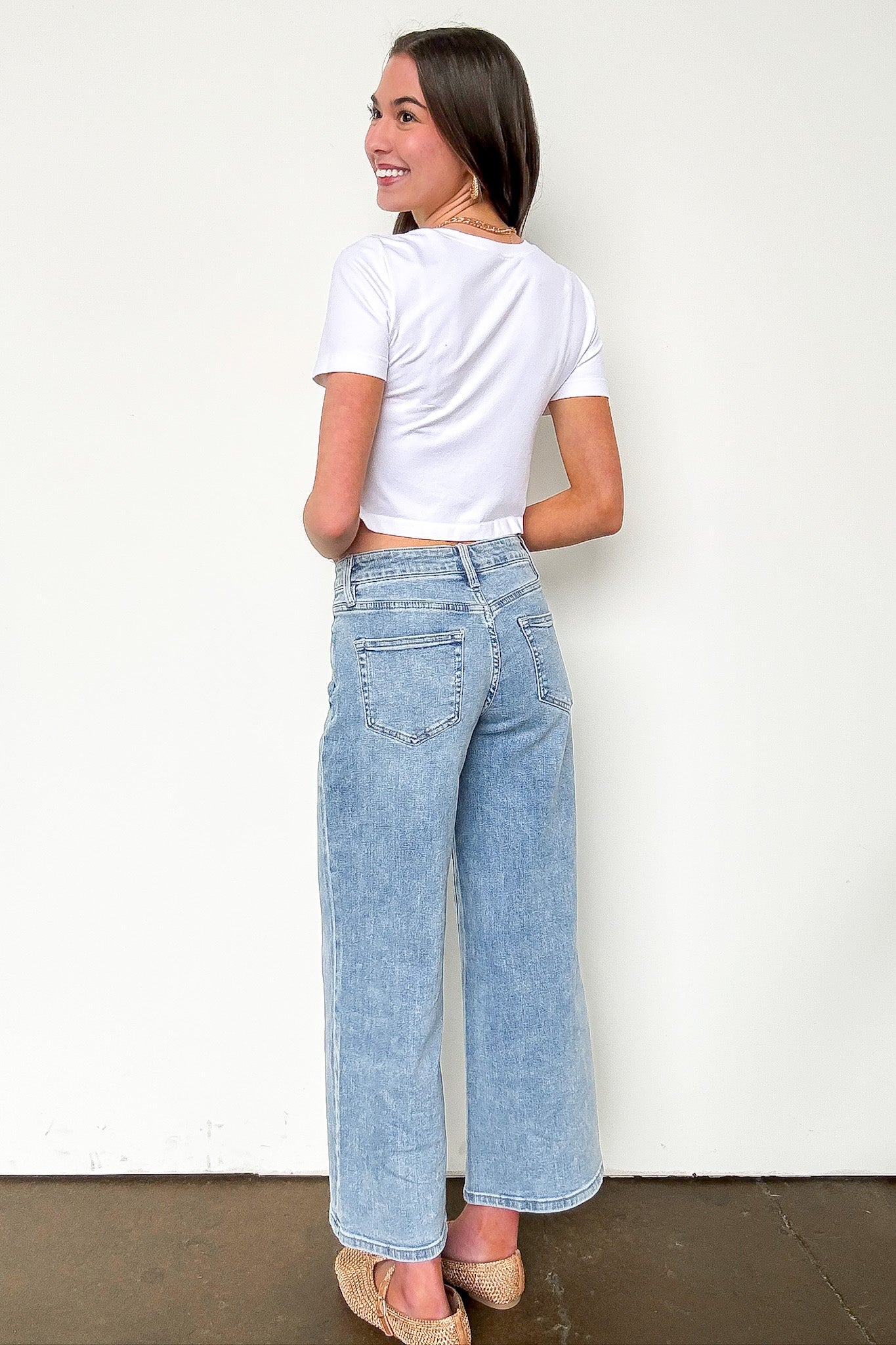 Mid Rise Wide Leg Crop Pants