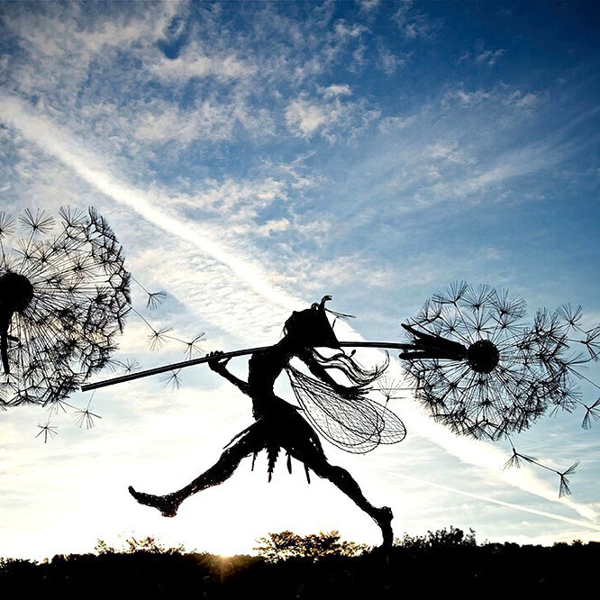 3D Flower Fairy Dancing with Dandelion Garden