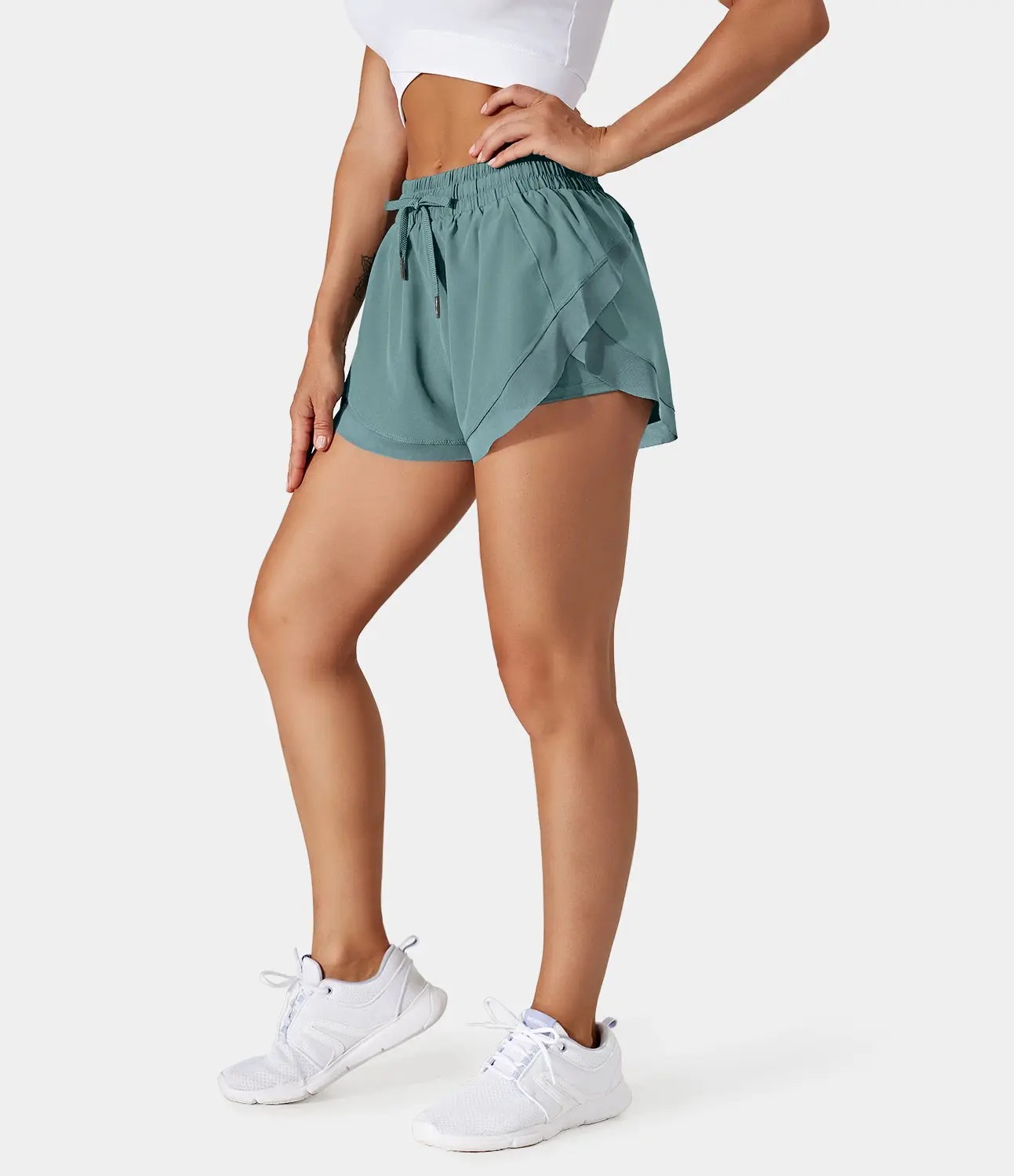 🏃Women’s 2-in-1 Mesh Active Shorts – Flowy Overlay & Adjustable Drawstring
