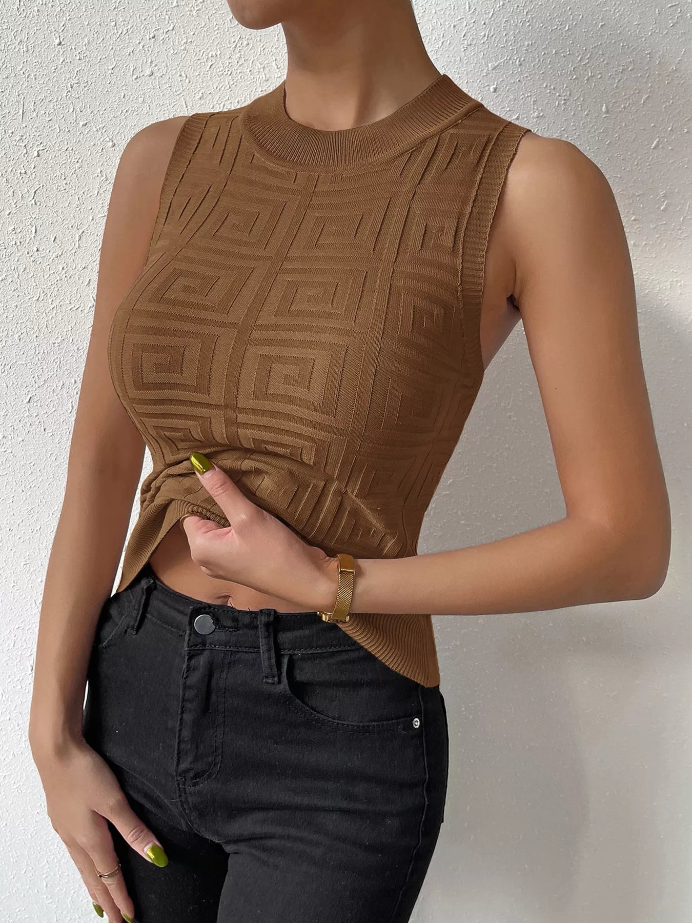 Geometric Pattern Knit Tank