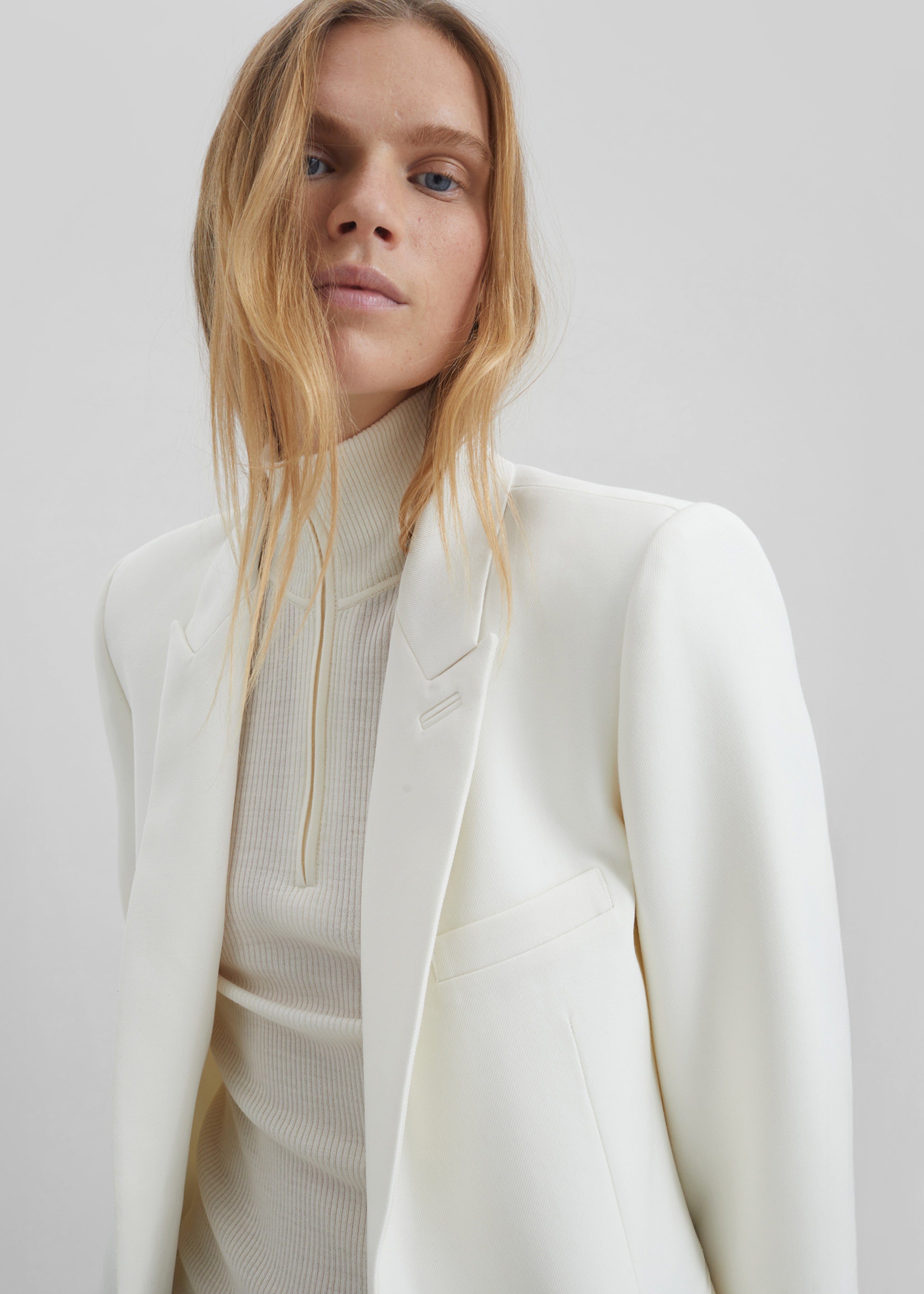 Amelia Tailored Blazer - White