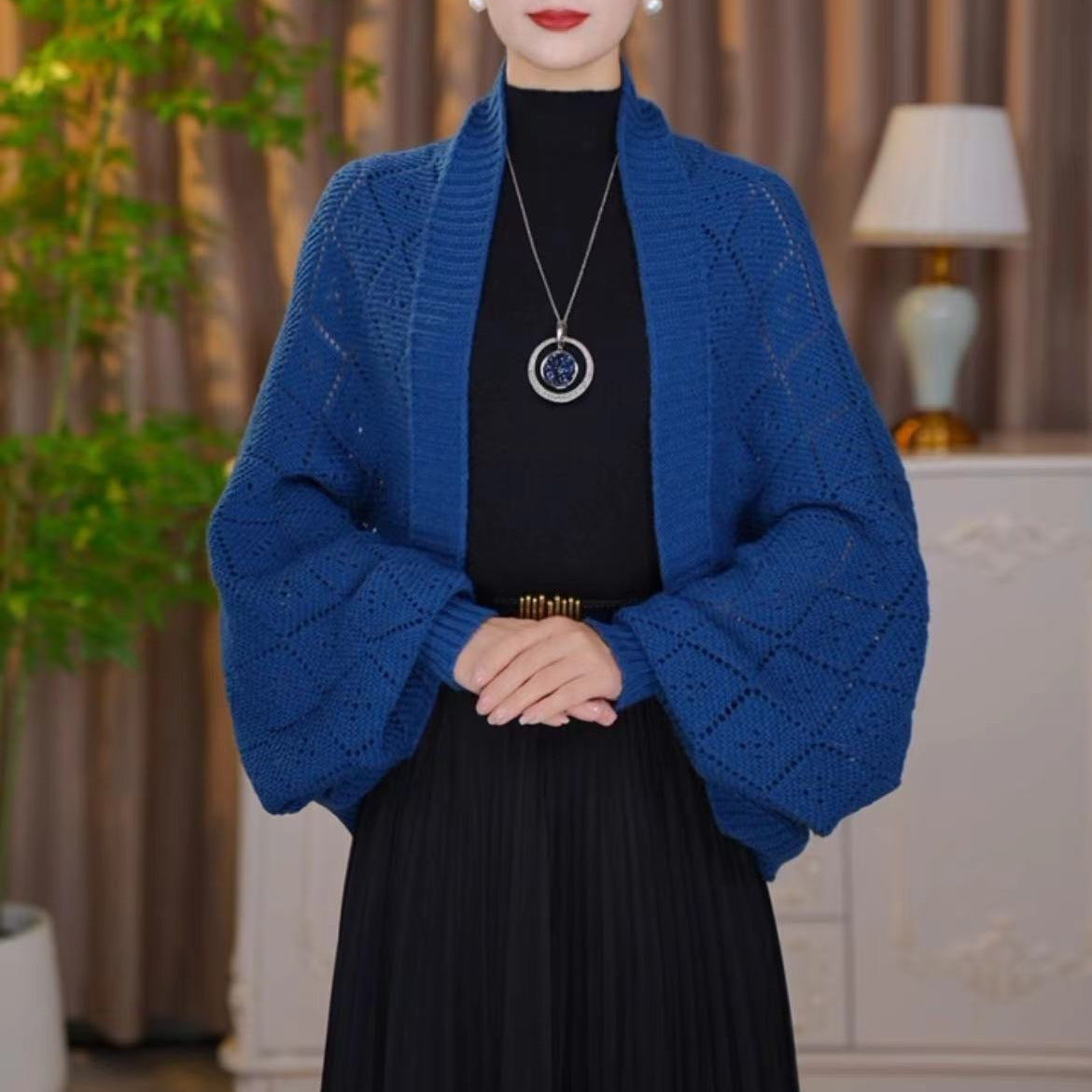 🔥2026 New Fashion🔥Hollow Out Knitted Shawl Coat