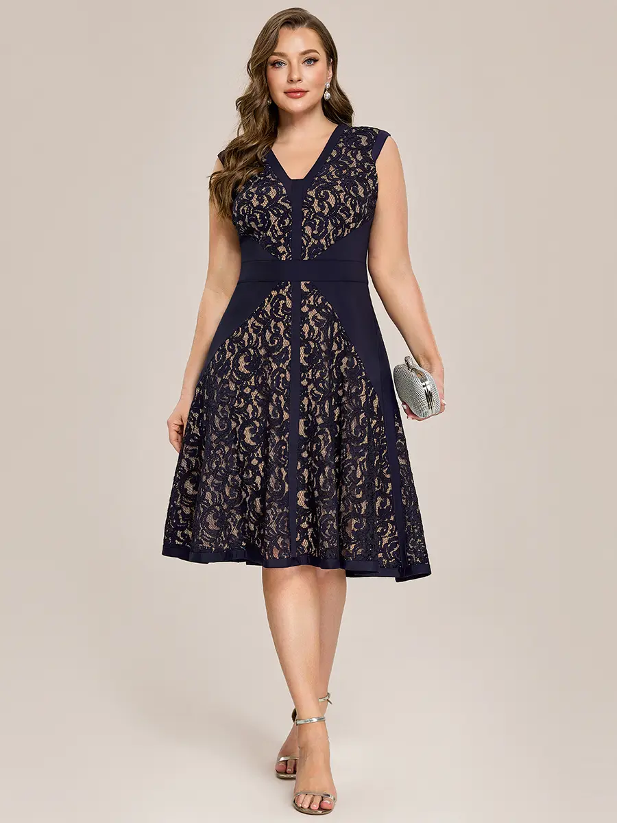🌸 Elegant Floral Lace V-Neck Evening Gown